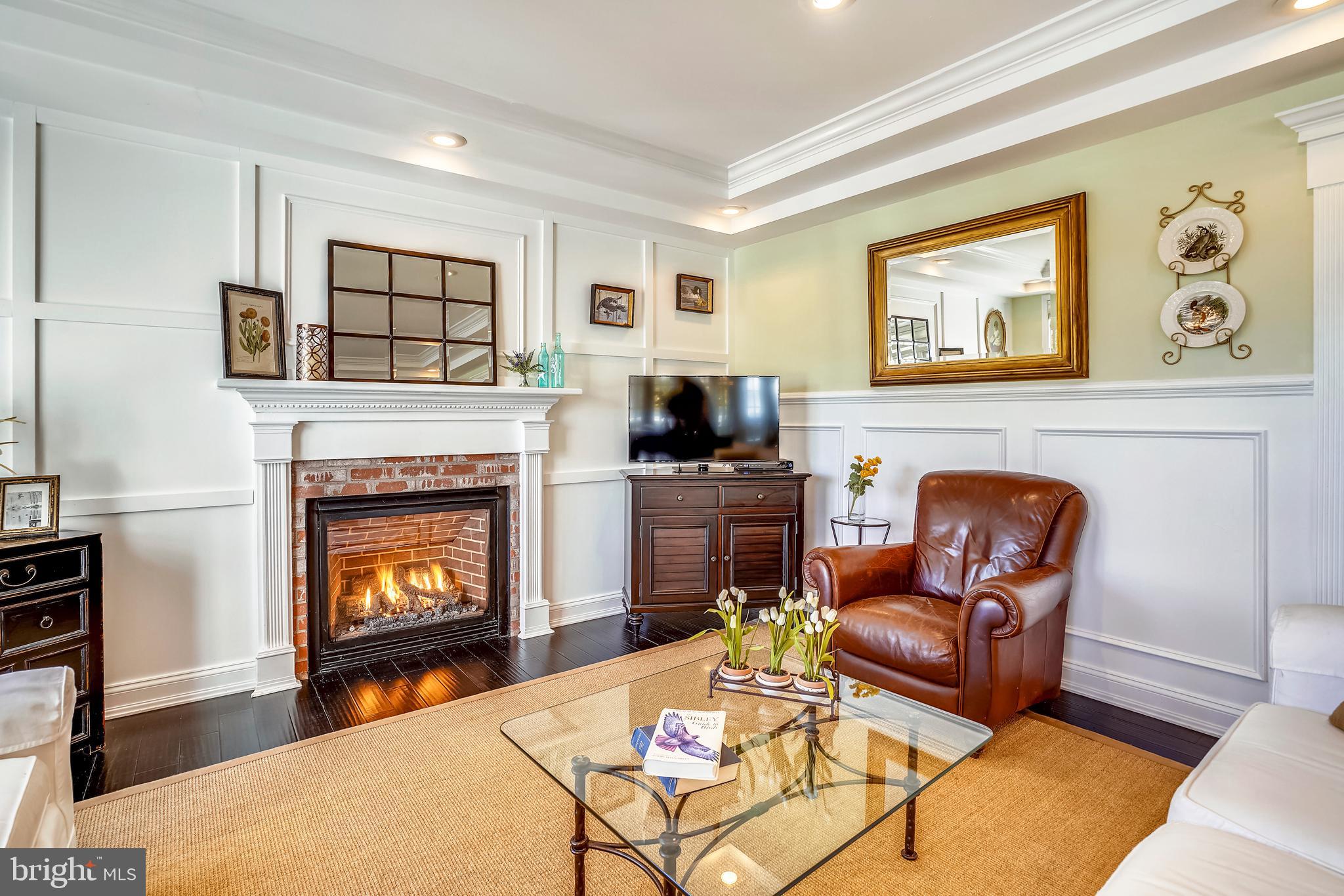 BAY HIGHLANDS - Residential