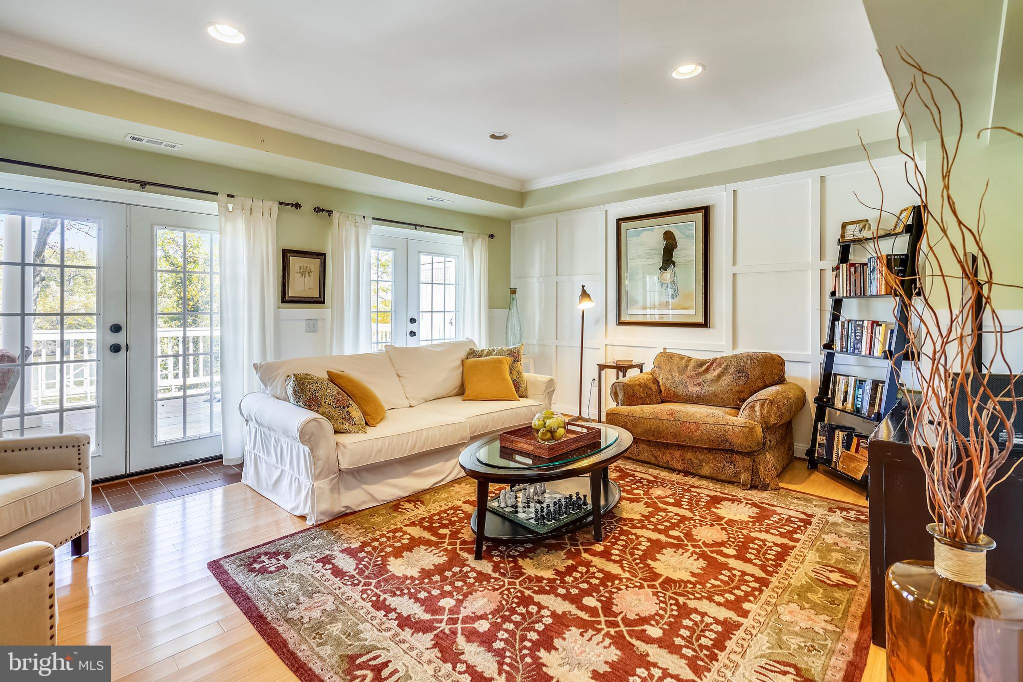 BAY HIGHLANDS - Residential