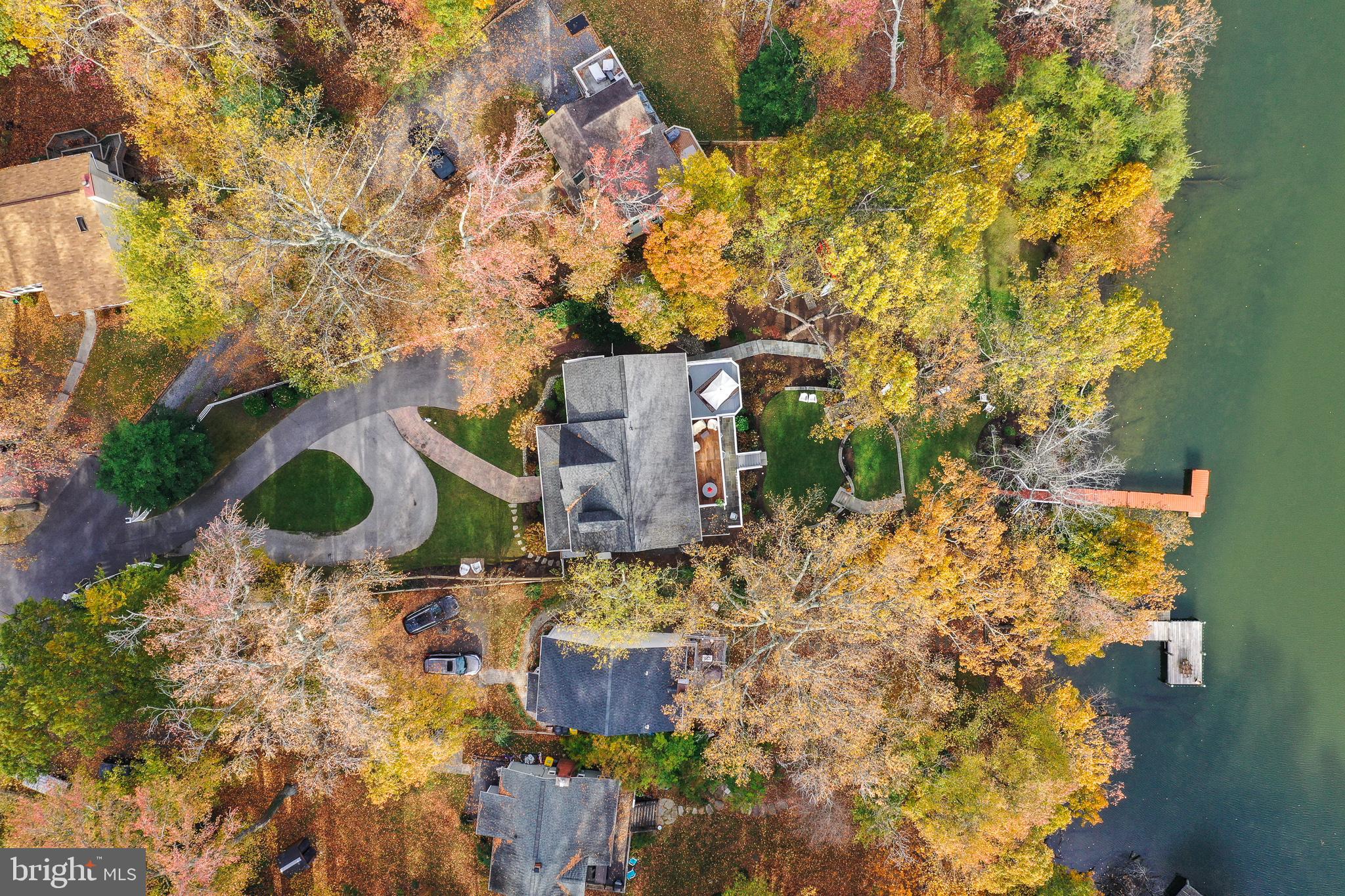 BAY HIGHLANDS - Residential