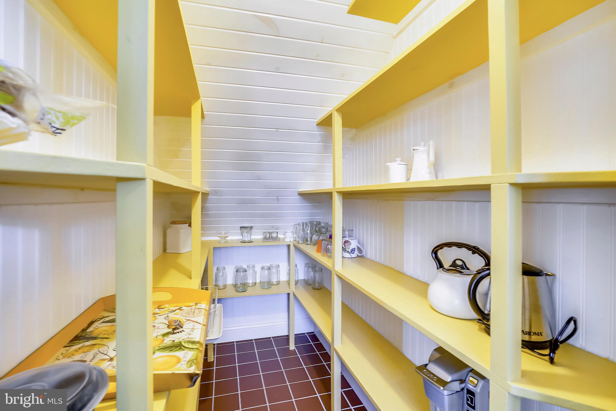 BAY HIGHLANDS - Residential