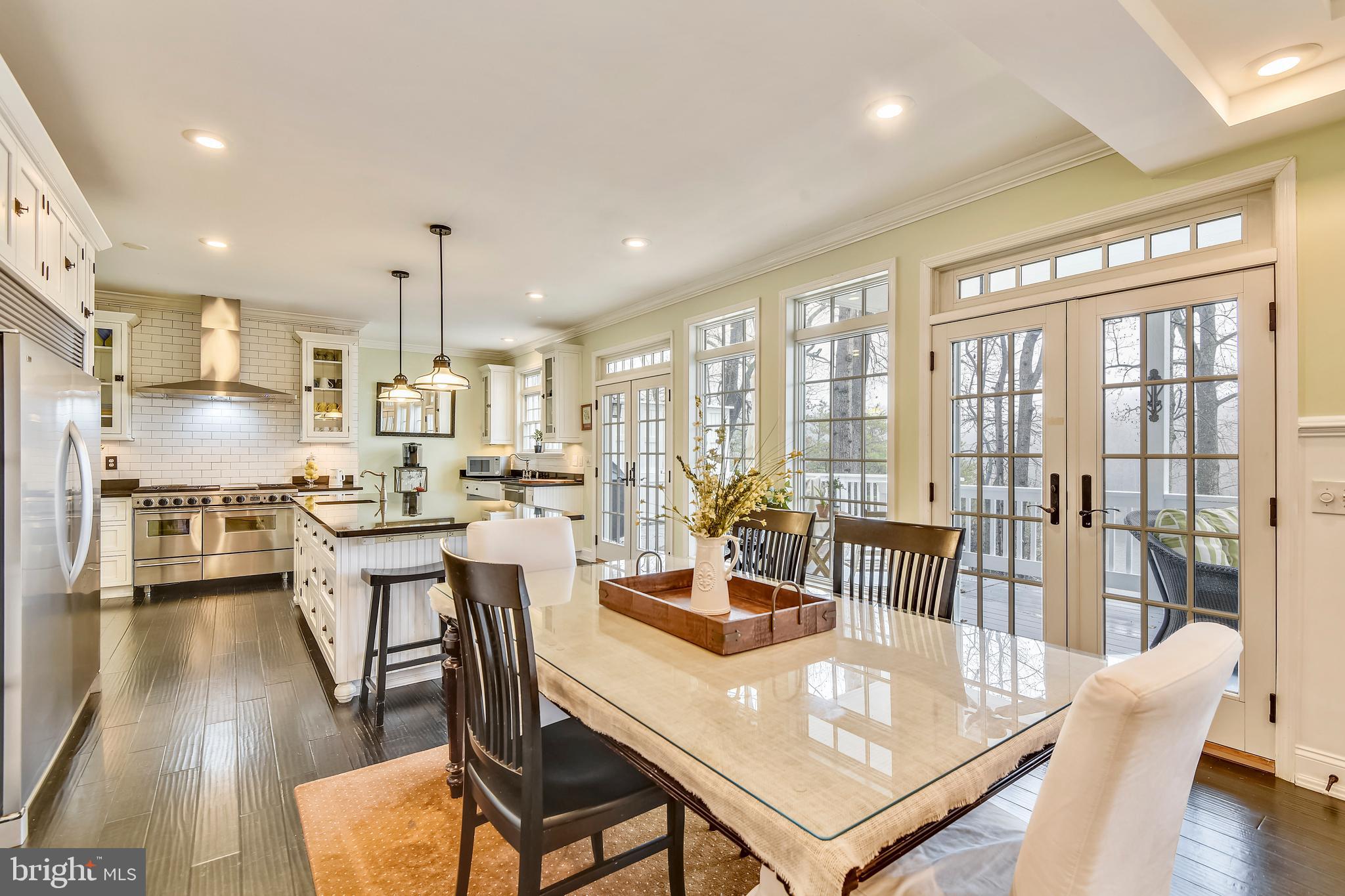 BAY HIGHLANDS - Residential