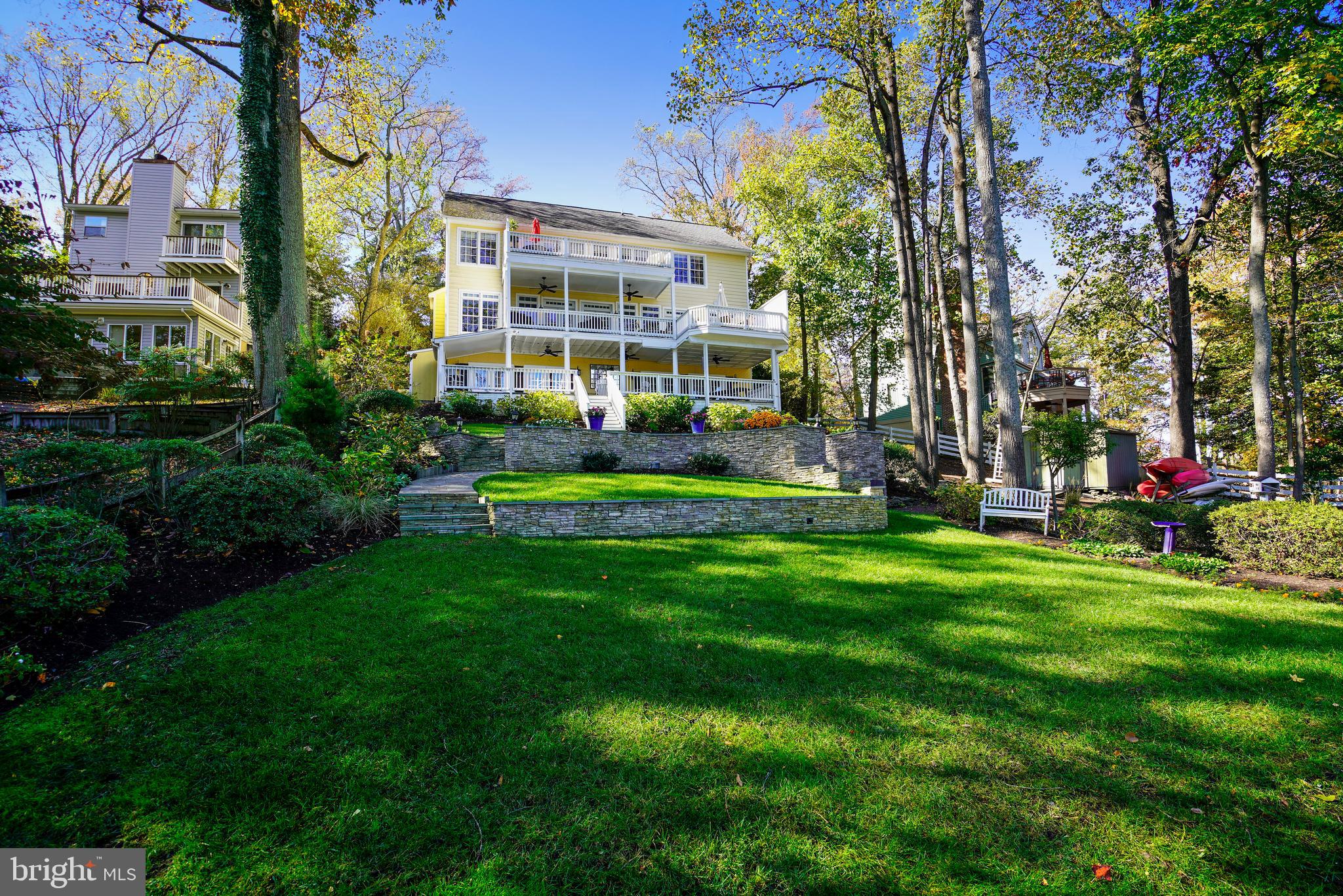 BAY HIGHLANDS - Residential