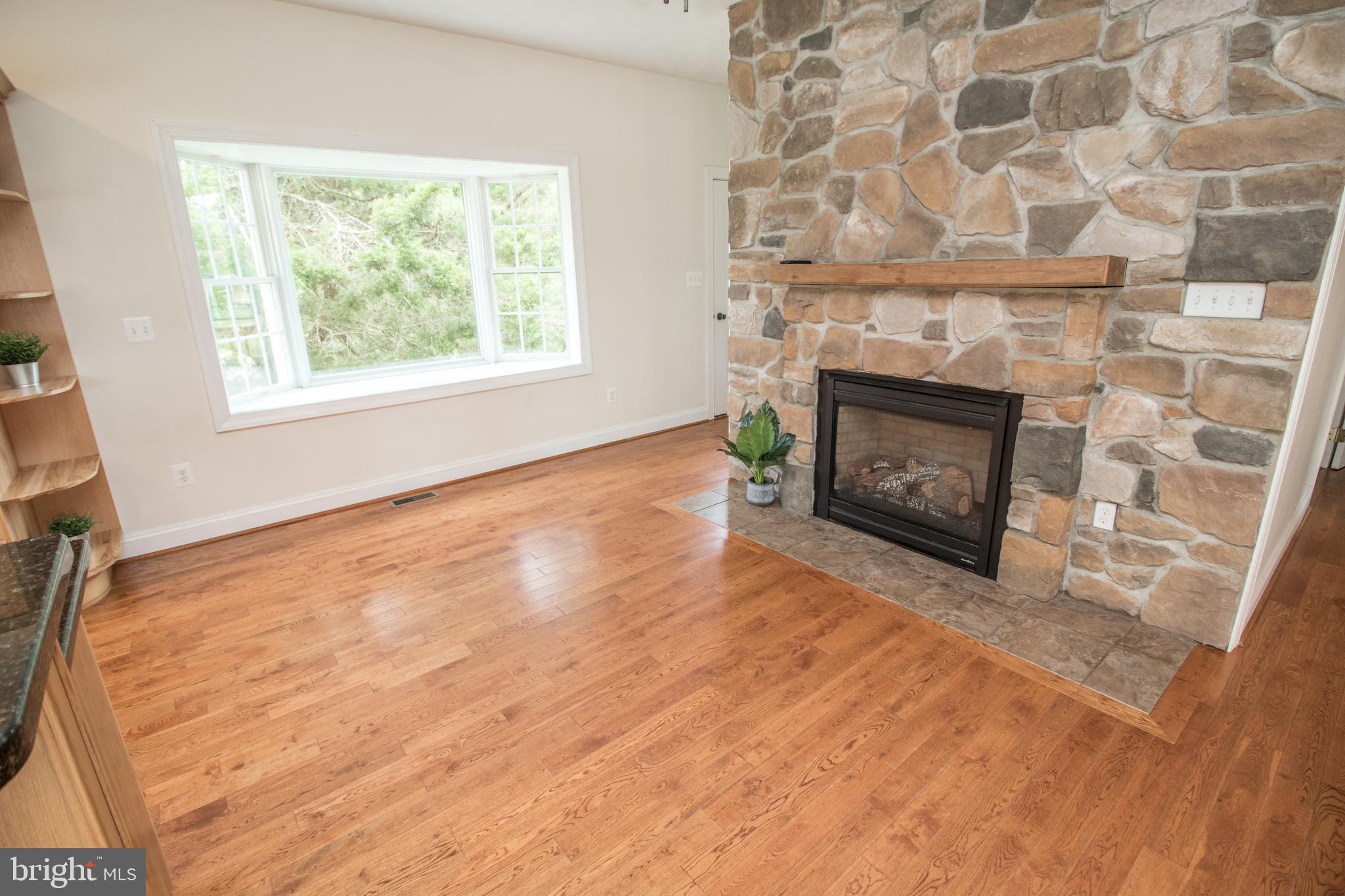 BRISCOE THOMPSON FARM - Residential