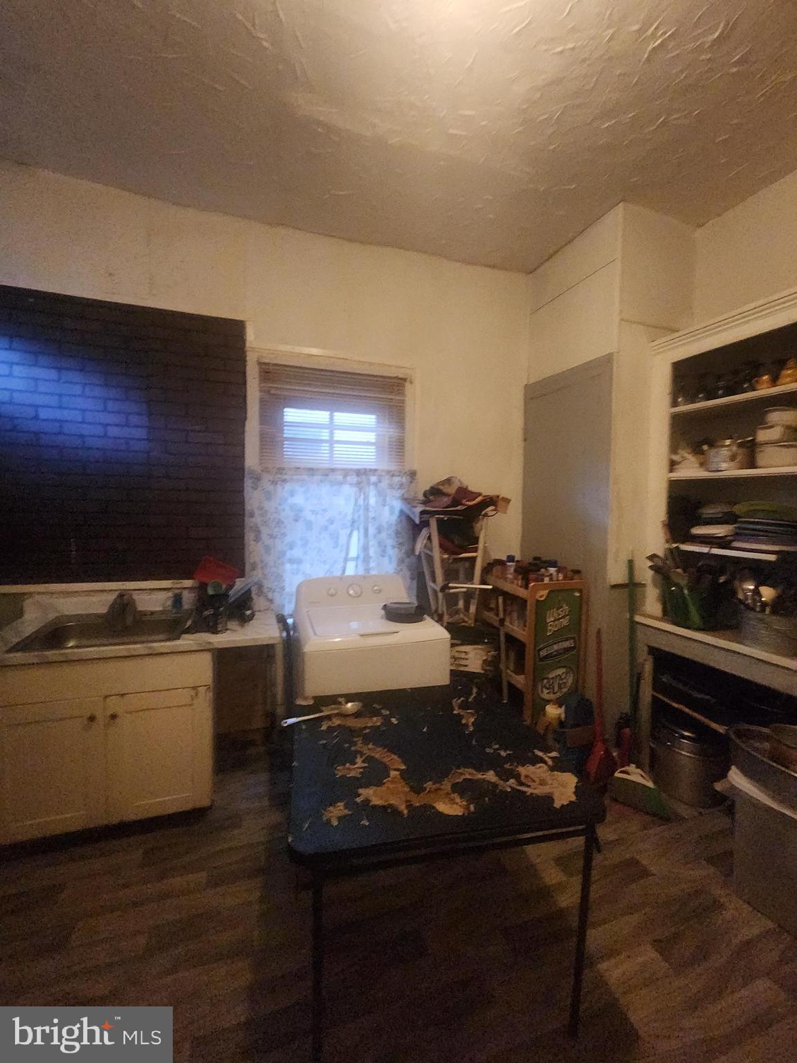 1021 HARLEM AVENUE