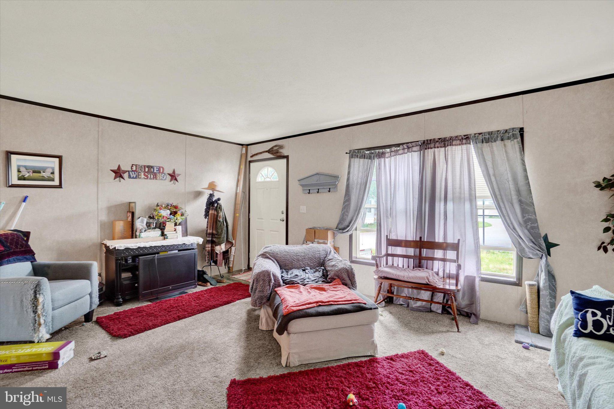 ROLLING HILLS ESTATES - Residential