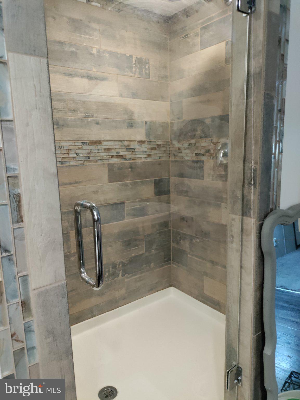 ROLLING HILLS ESTATES - Residential