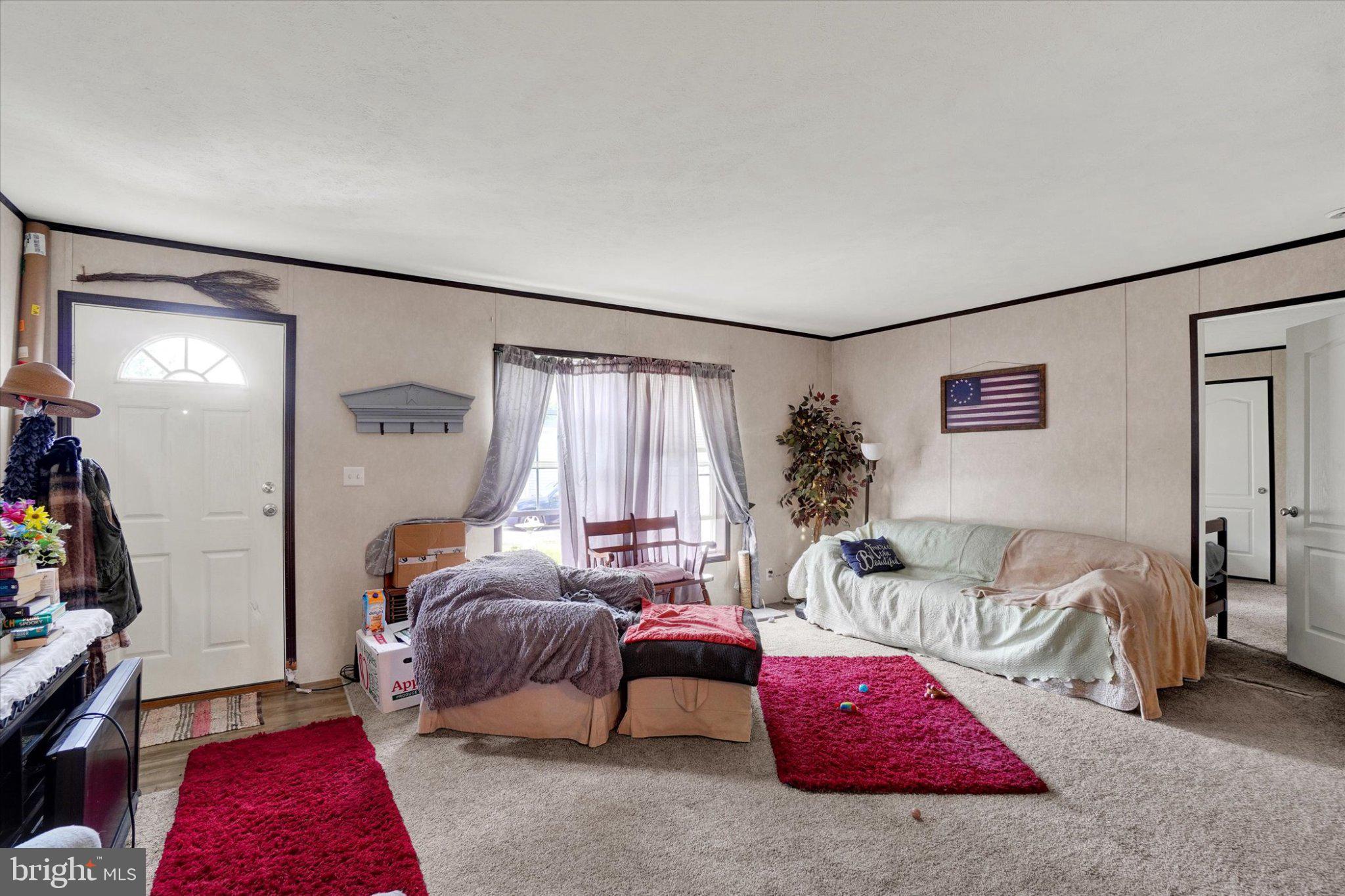 ROLLING HILLS ESTATES - Residential