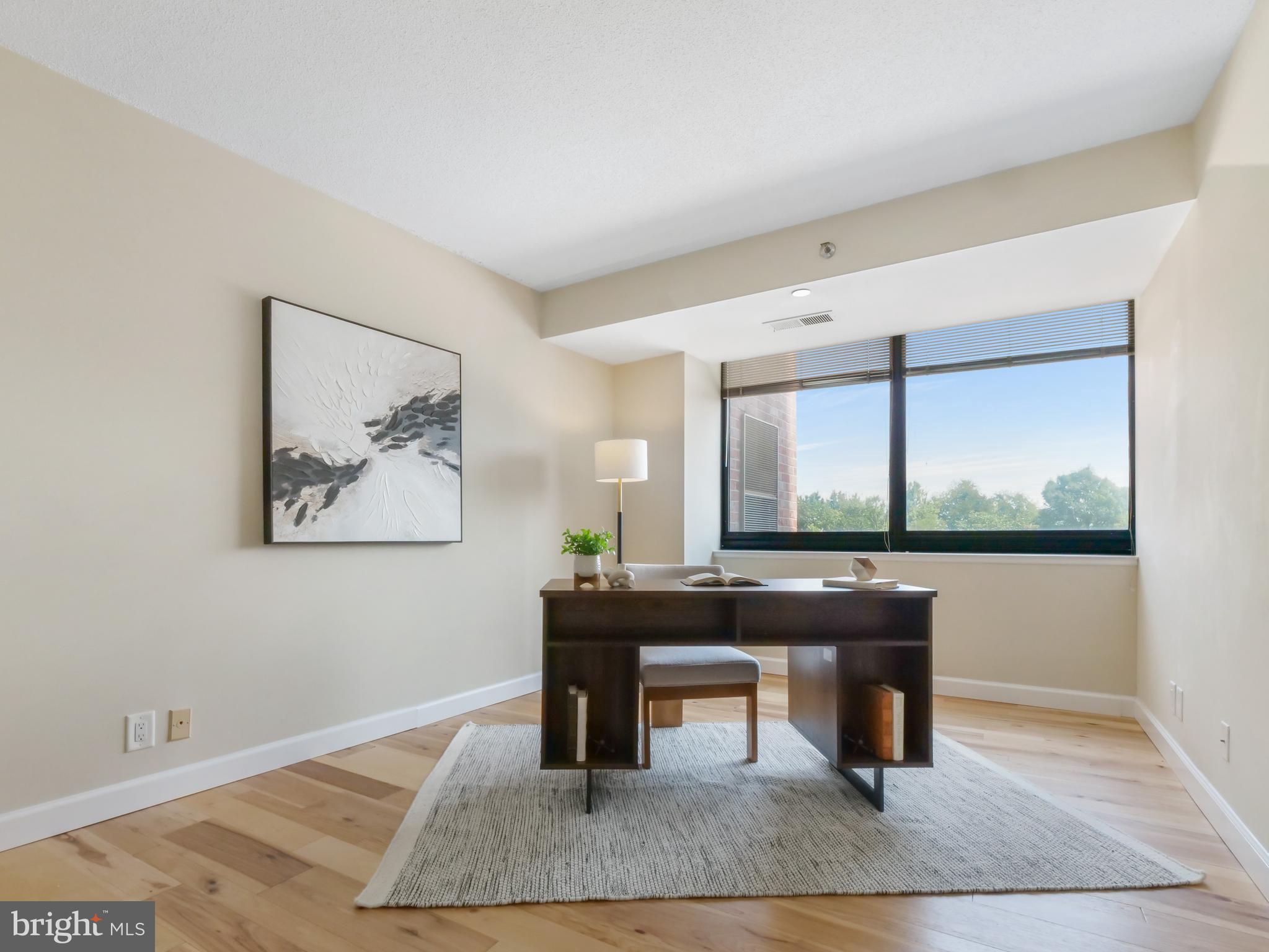 CRYSTAL PARK - Residential