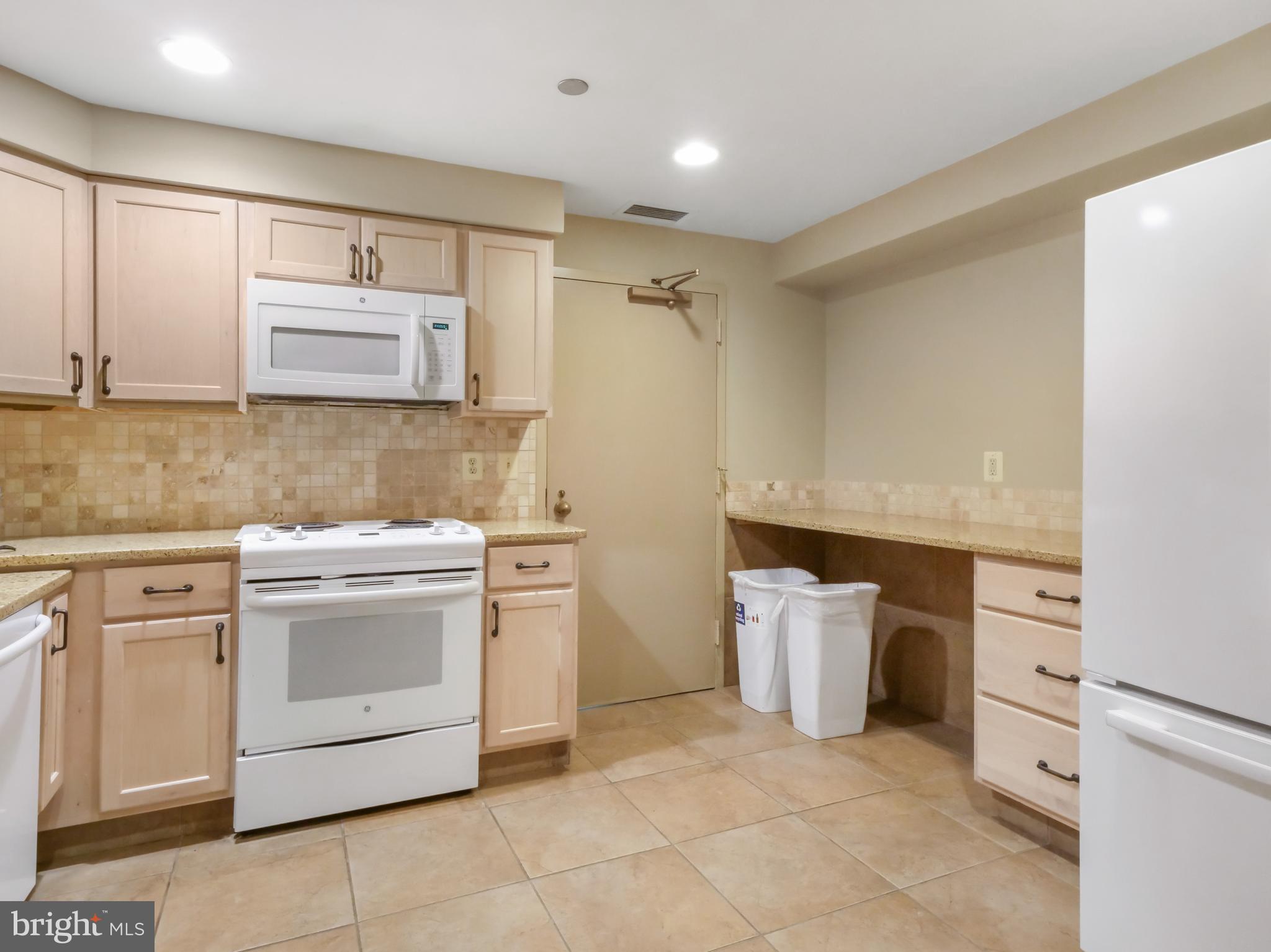 CRYSTAL PARK - Residential