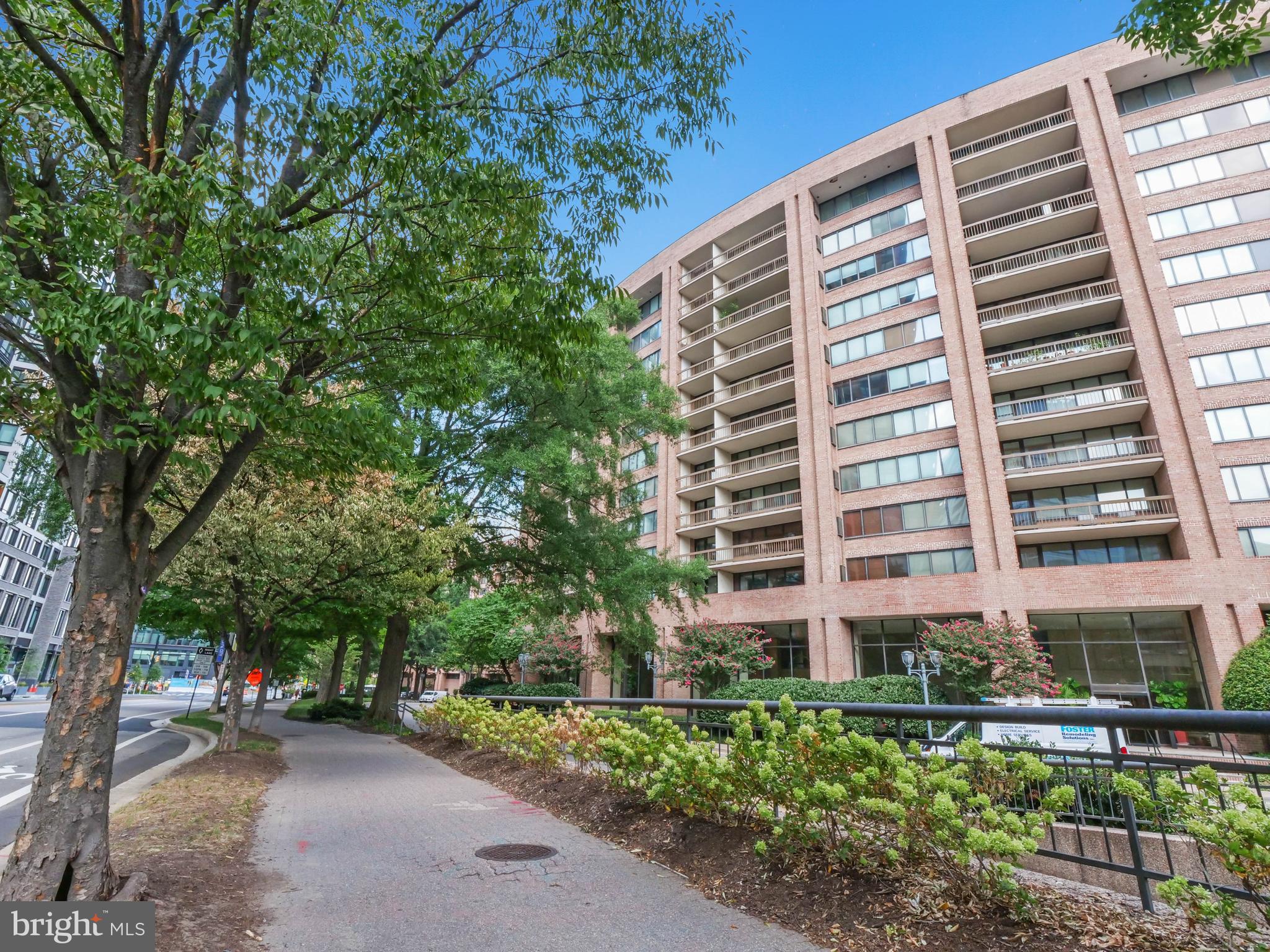 CRYSTAL PARK - Residential