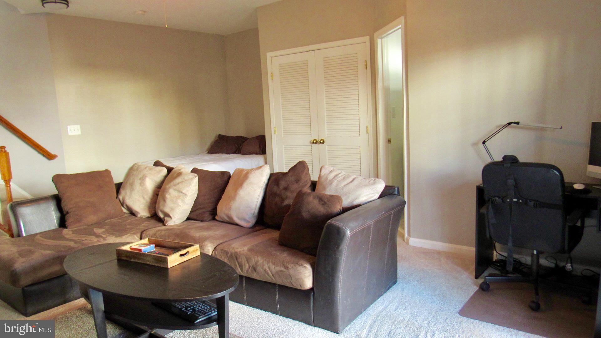 BRAEMAR-TARTAN VILLAGE - Residential Lease