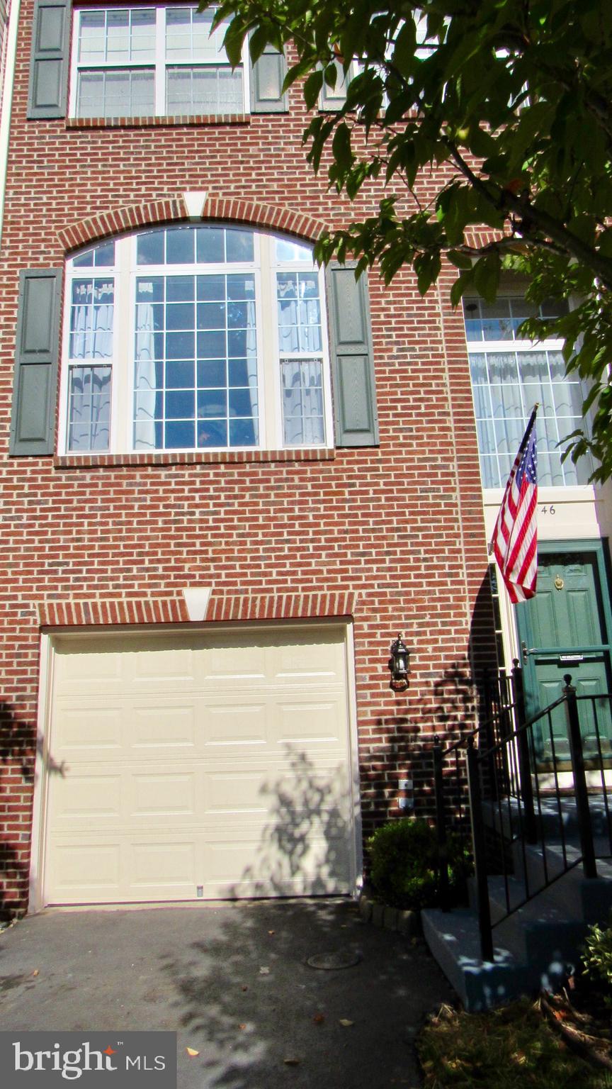 BRAEMAR-TARTAN VILLAGE - Residential Lease