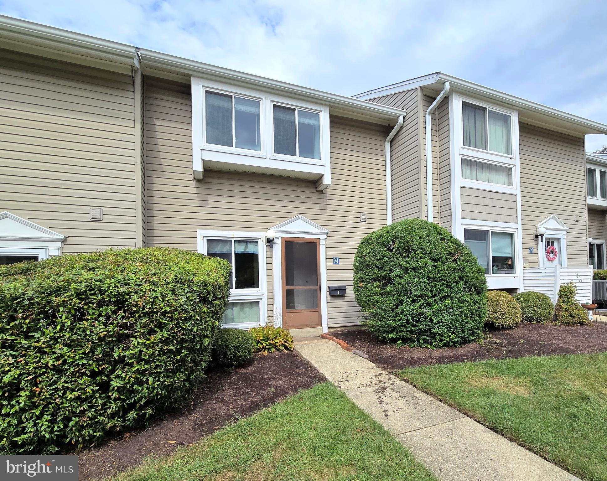 Open House Sunday 1-3 PM (Sept 21st). Nice Townhome at the Saltaire in Annapolis. 2 bedroom, 1.5 Bath with a fireplace and large back deck. Well priced, vacant, and freshly painted in a popular community. Home is a great investment as a starter home, or rental in an investor friendly community.
Across the street from Truxton Park with includes "The Pip Moyer Recreation Center, ball fields, tennis and pickleball courts, a skateboard park, swim center and boat ramp are spread across the park. But what is often overlooked are the trails that wind through the park. To walk a two mile loop through the woods and along the creek, park behind the rec center near a fun new playground and look for a wooded trail head that is closer to the Salvation Army side. The trail is easy to follow. The path goes through the woods and down a slope until you see a pump station. The new pool is in the woods to your right. Continue on until you reach a driveable path coming from the direction of the pool. If you turn left you can cross a wooden bridge and walk on Silopanna until it reaches the Spa Creek Trail which passes the Chesapeake Children’s Museum and ultimately the trail that surrounds Bates Middle School. Following this trail can add significantly to your walk."
