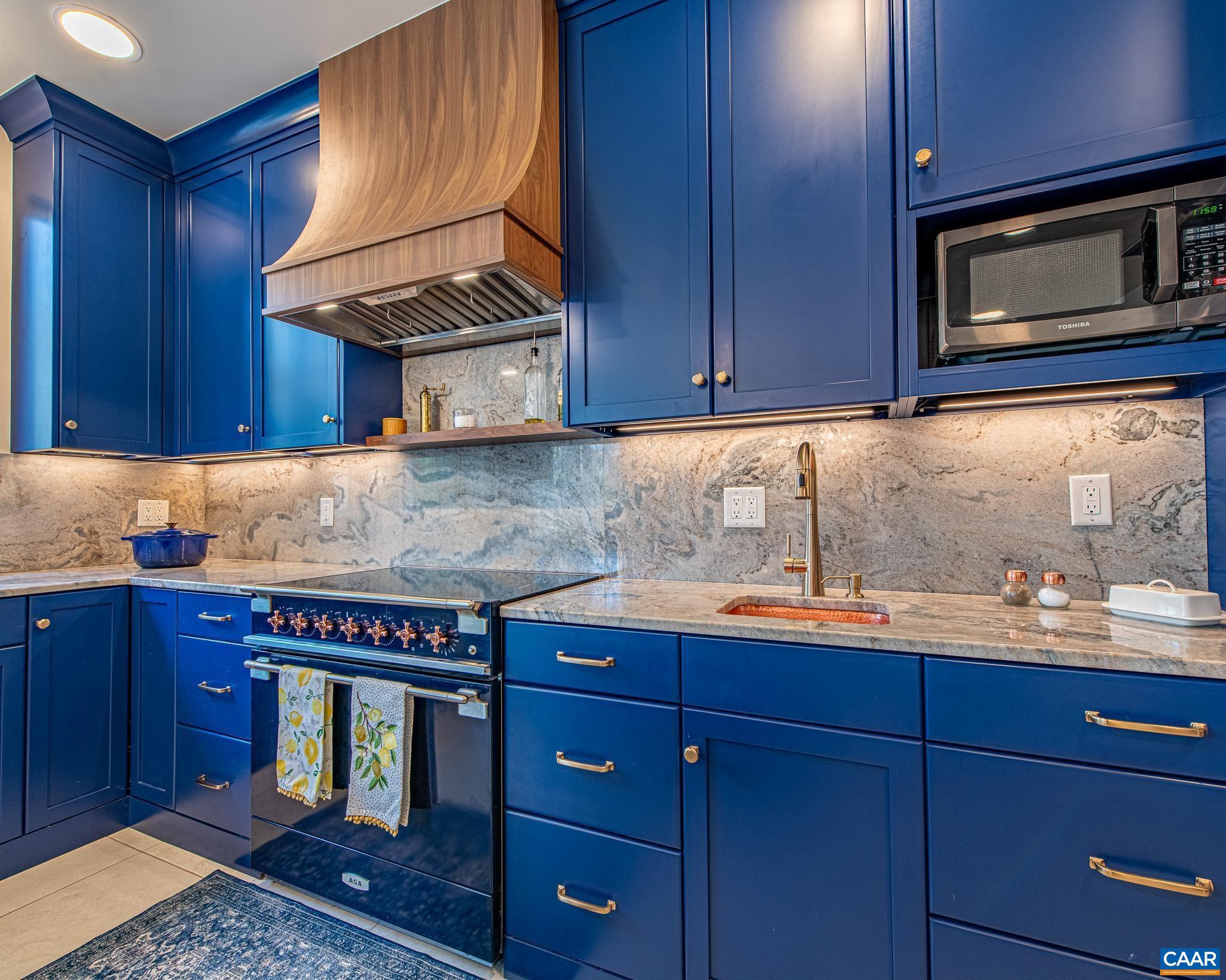 VALMONT ESTATES - Residential