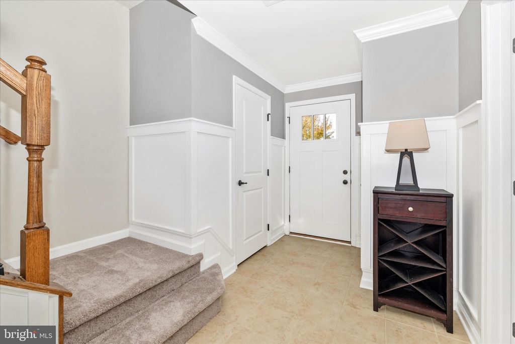 Photo of 721 Potomac View Parkway, BRUNSWICK, MD 21716 (MLS # MDFR2072748)