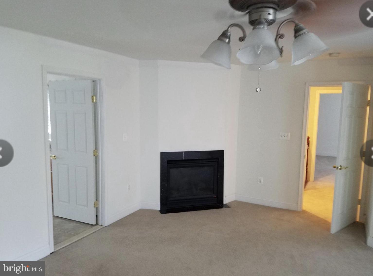 DALE CITY - Residential Lease