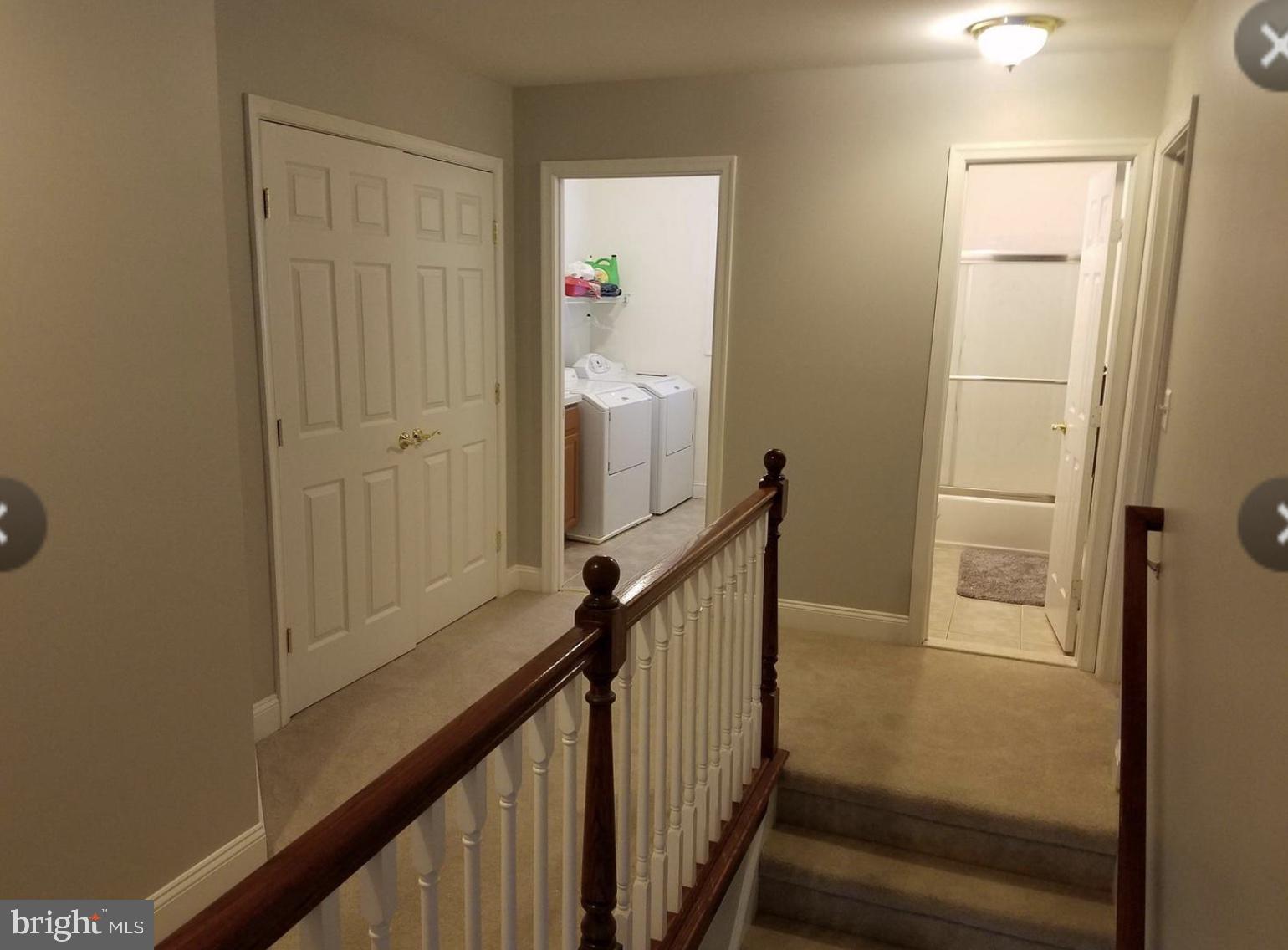 DALE CITY - Residential Lease