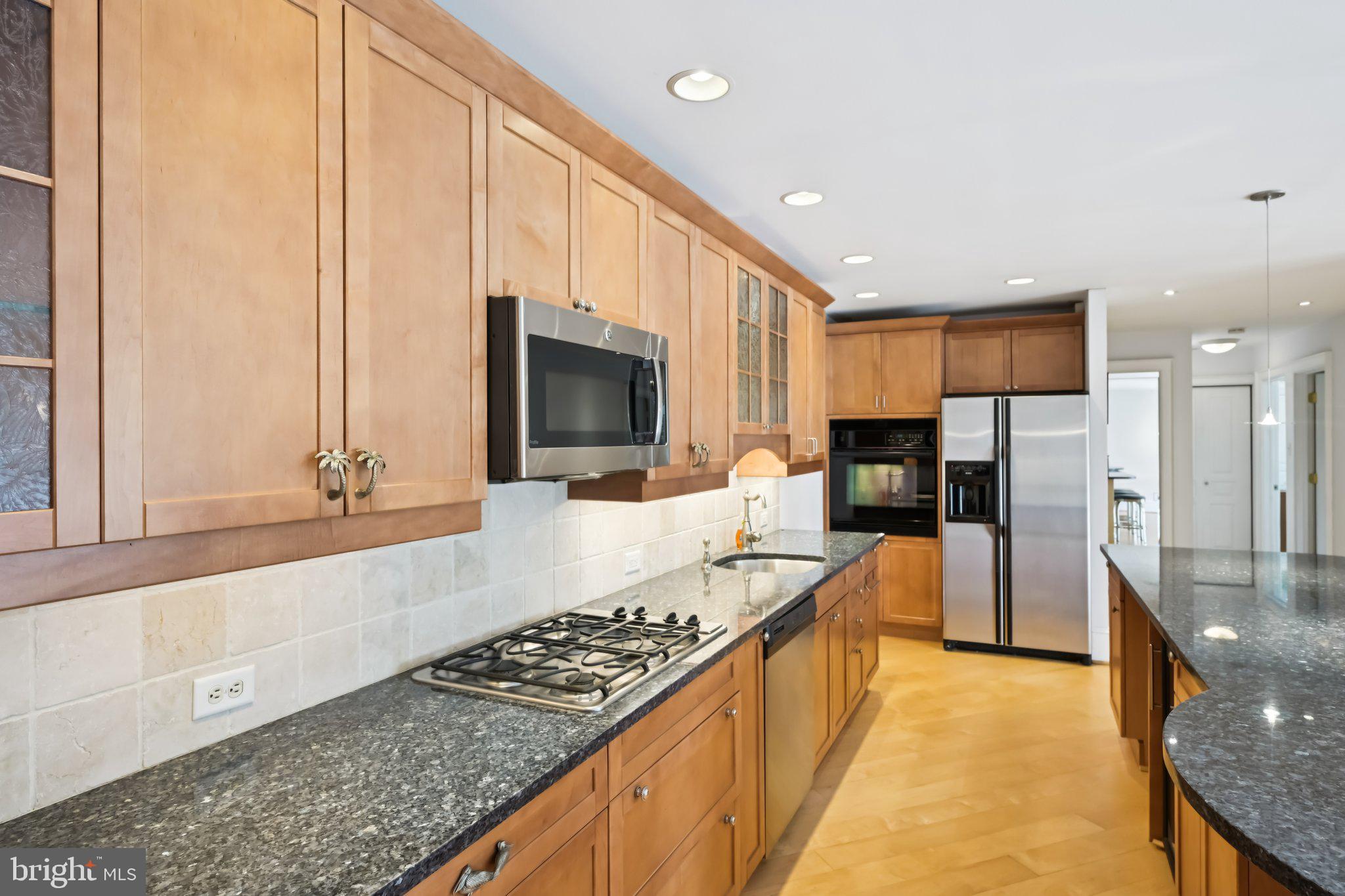 GLENHARDIE CONDOS - Residential