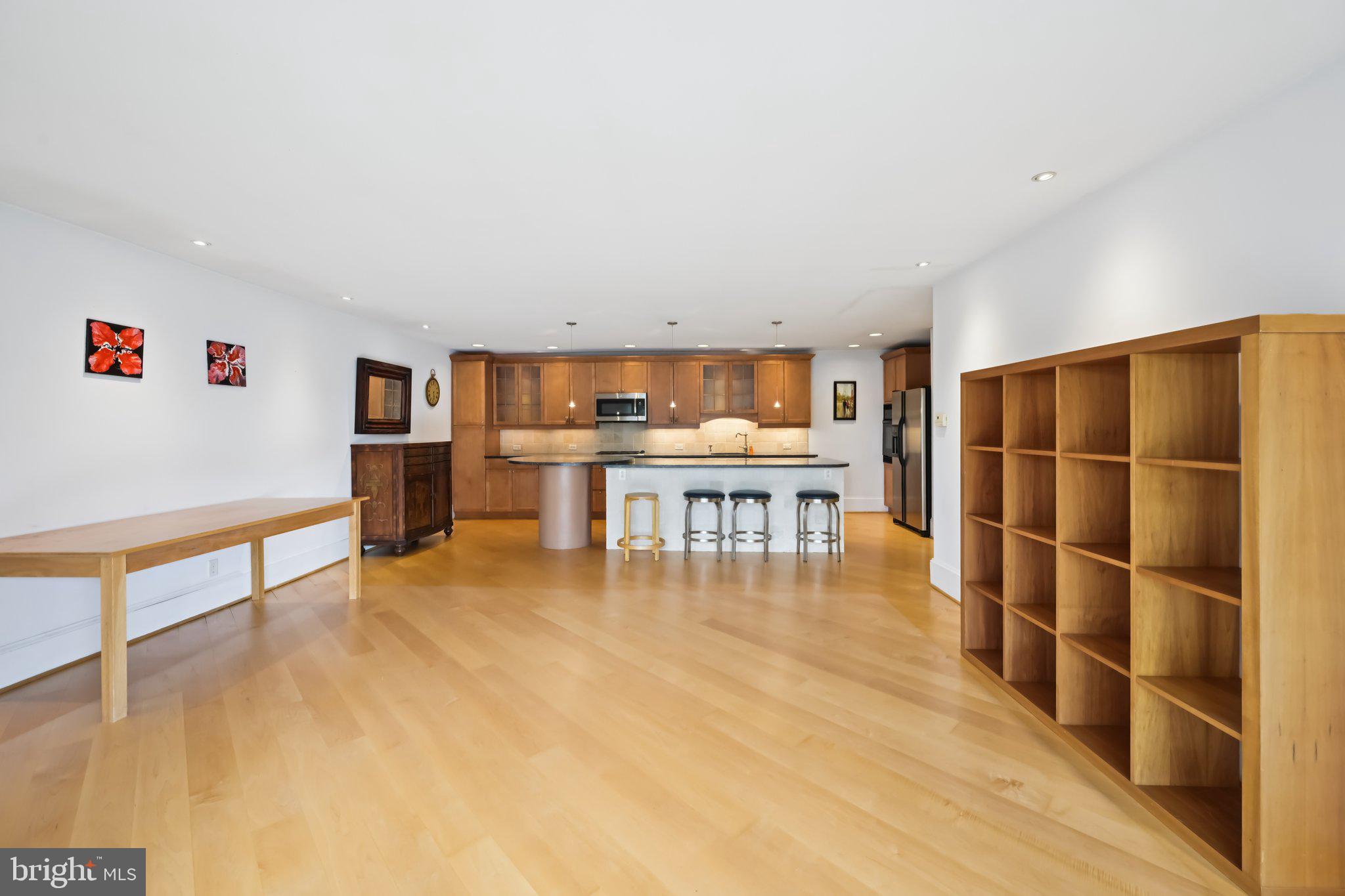 GLENHARDIE CONDOS - Residential