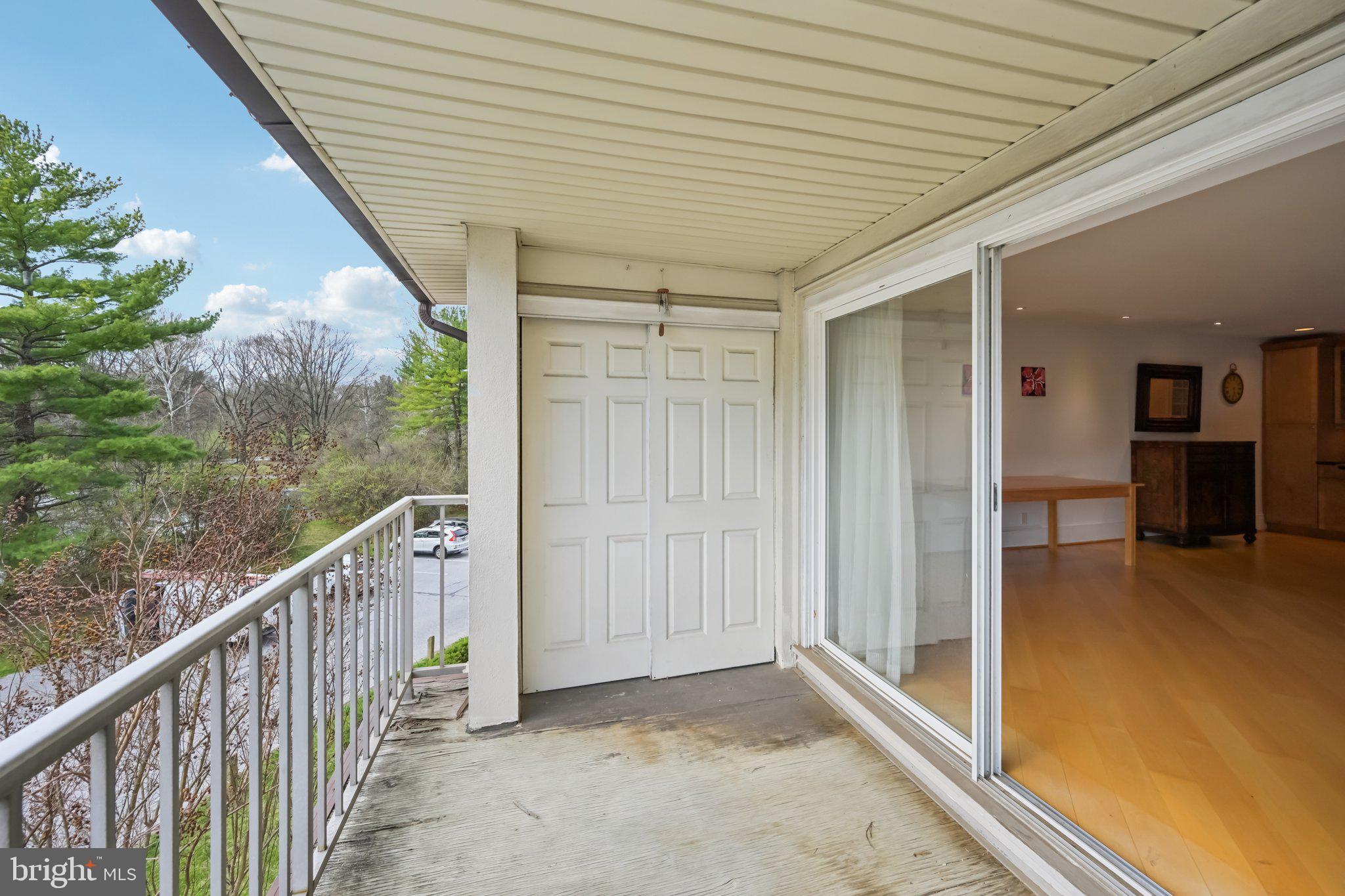 GLENHARDIE CONDOS - Residential