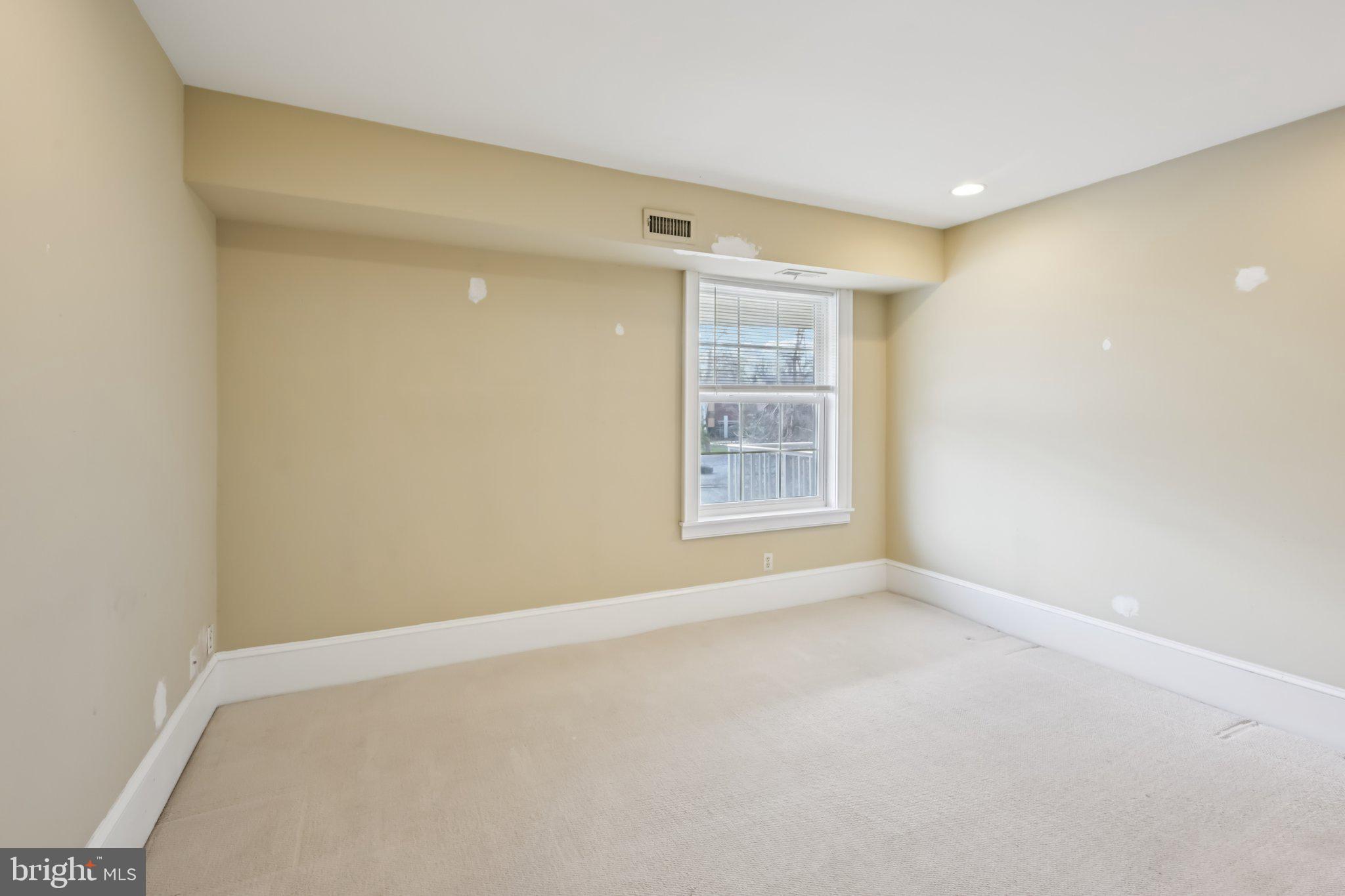 GLENHARDIE CONDOS - Residential