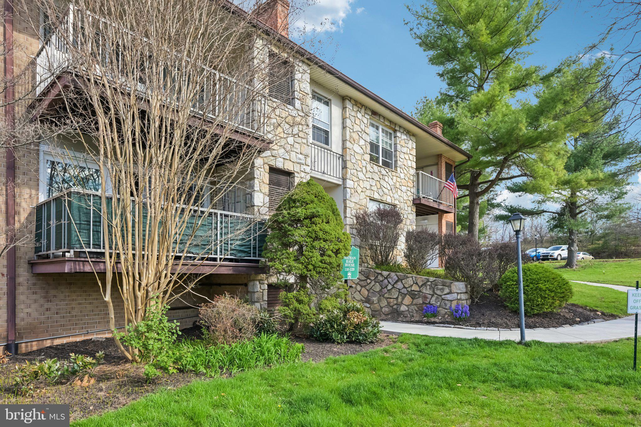 GLENHARDIE CONDOS - Residential