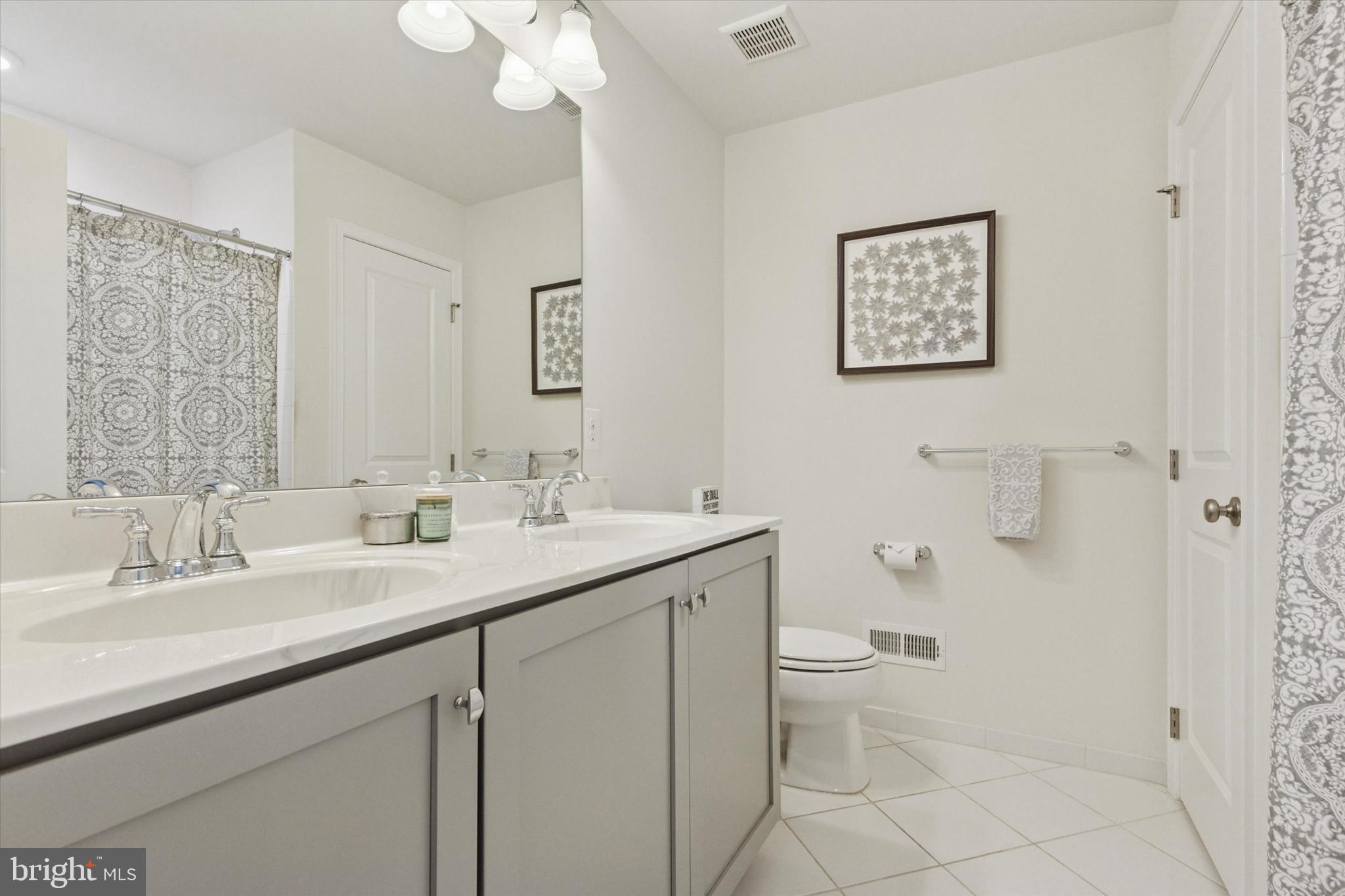 CONSHOHOCKEN - Residential