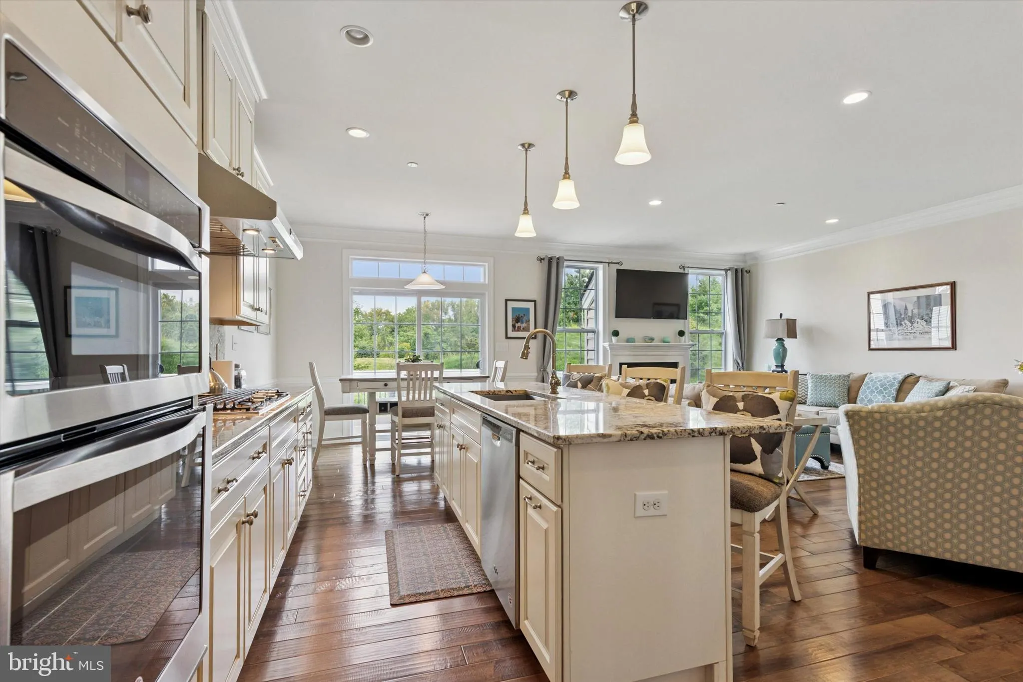 Conshohocken, Pennsylvania 19428, United States, 3 Bedrooms Bedrooms, ,3 BathroomsBathrooms,Residential,Active,192028