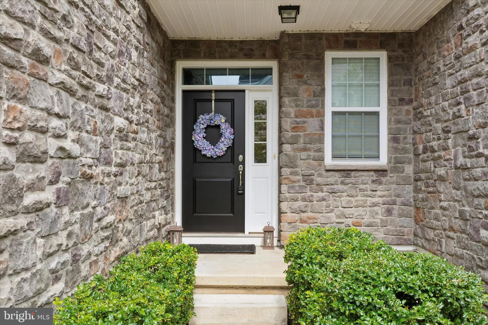 Conshohocken, Pennsylvania 19428, United States, 3 Bedrooms Bedrooms, ,3 BathroomsBathrooms,Residential,Active,192028