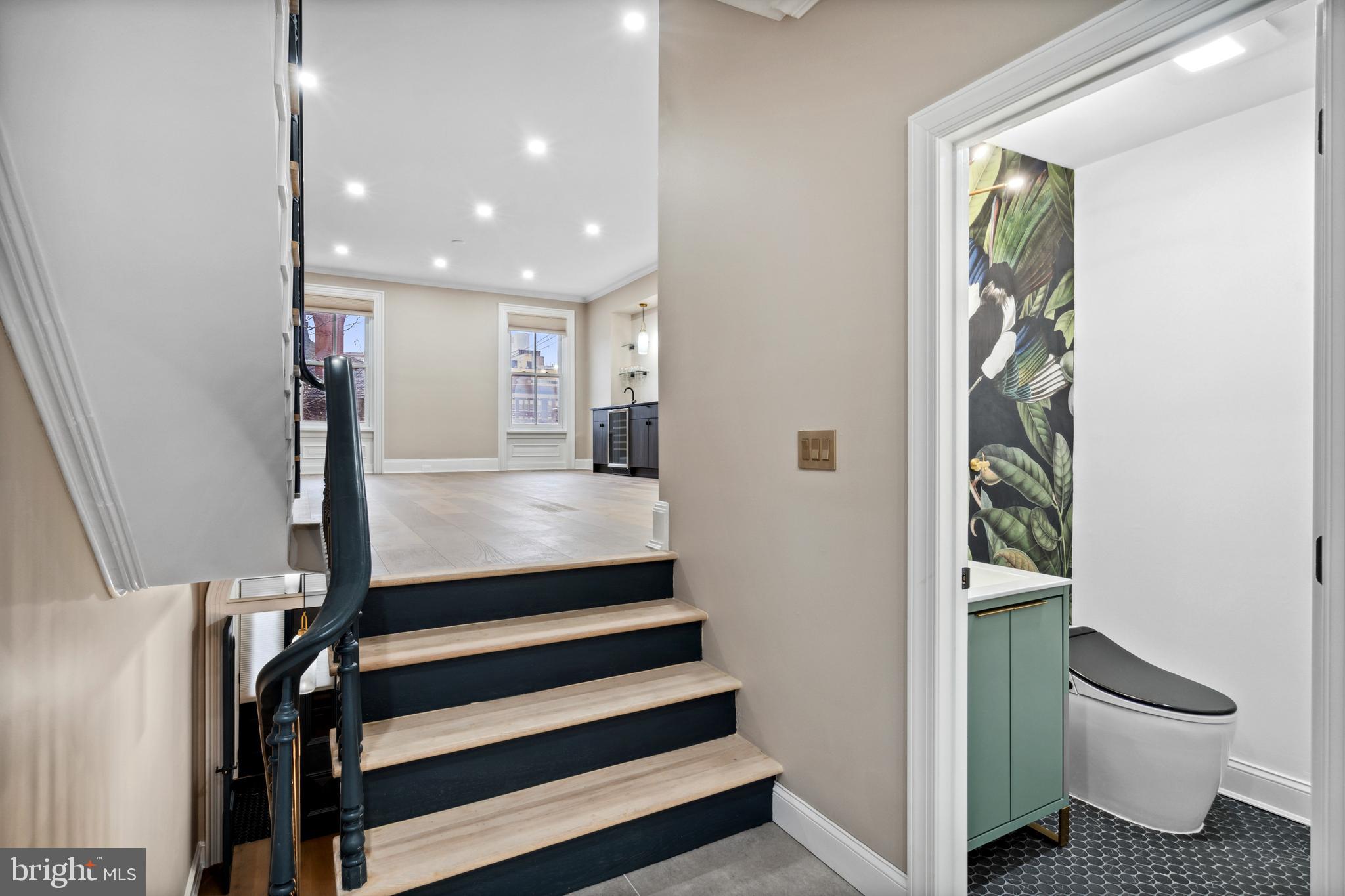 FAIRMOUNT - Residential