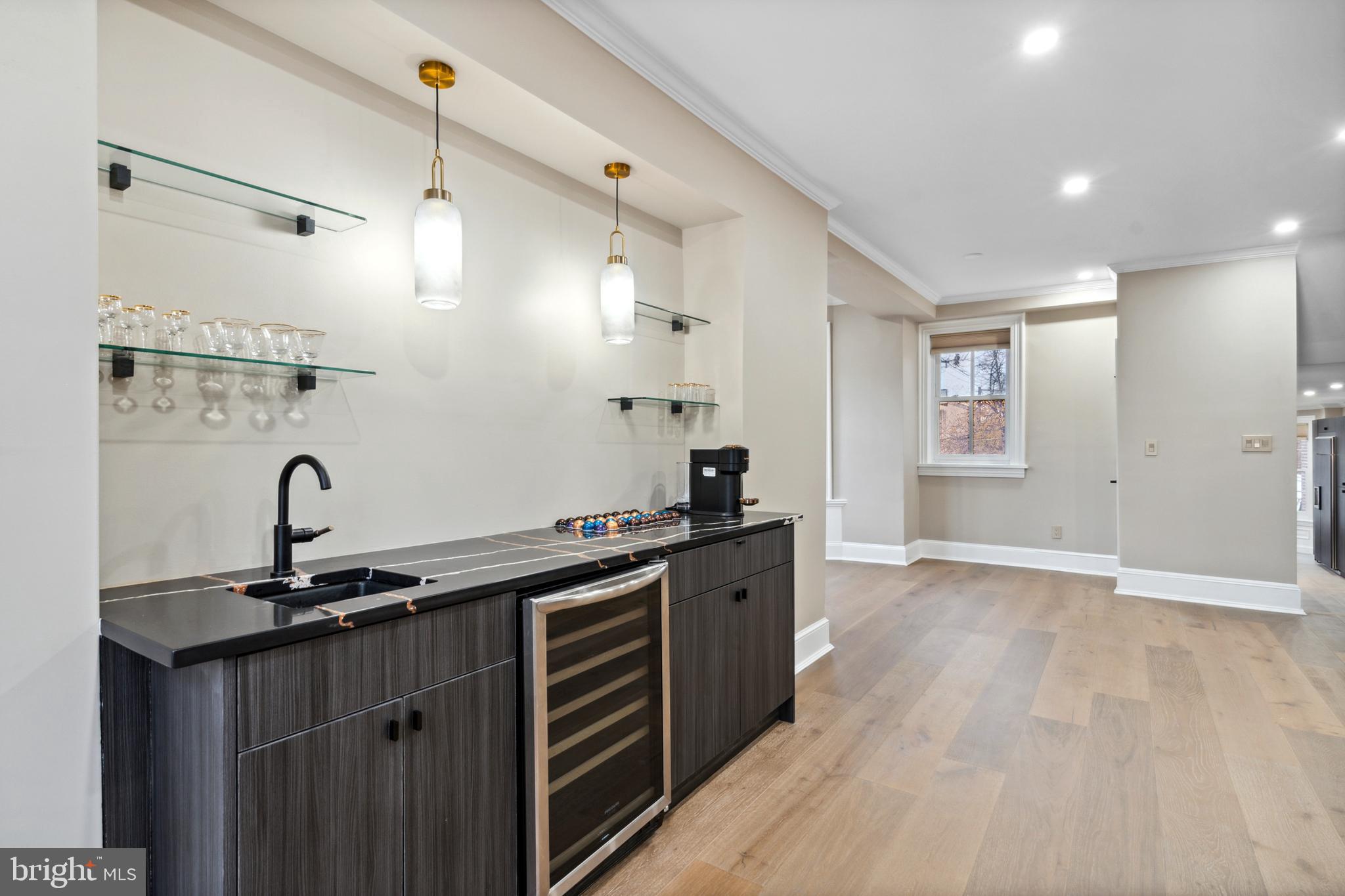 FAIRMOUNT - Residential