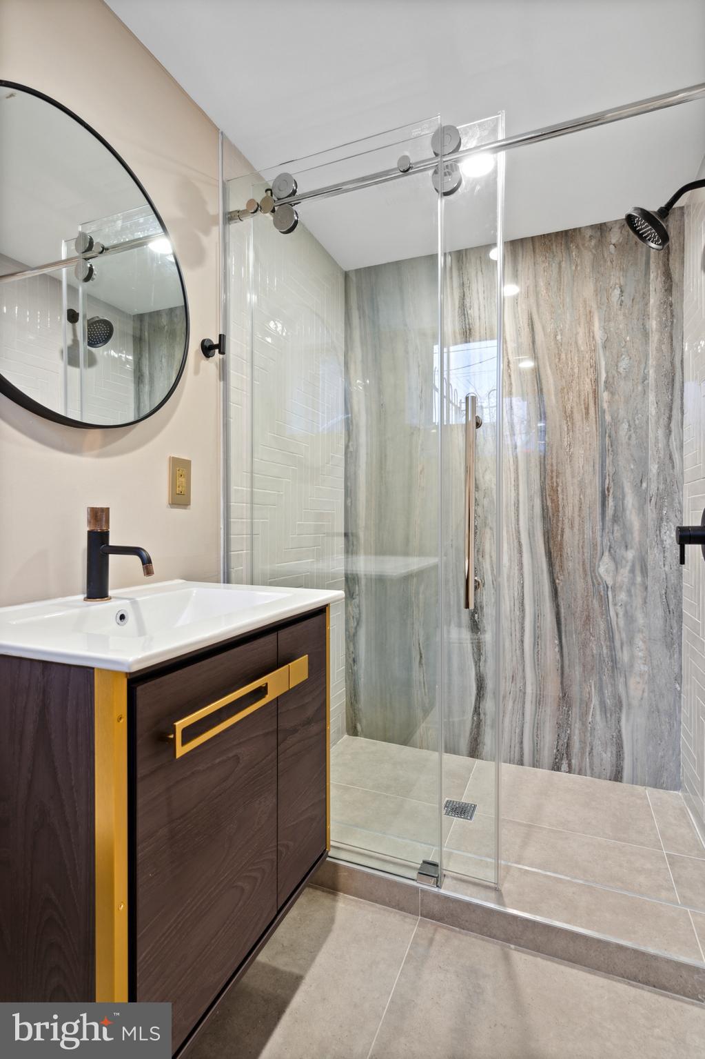 FAIRMOUNT - Residential