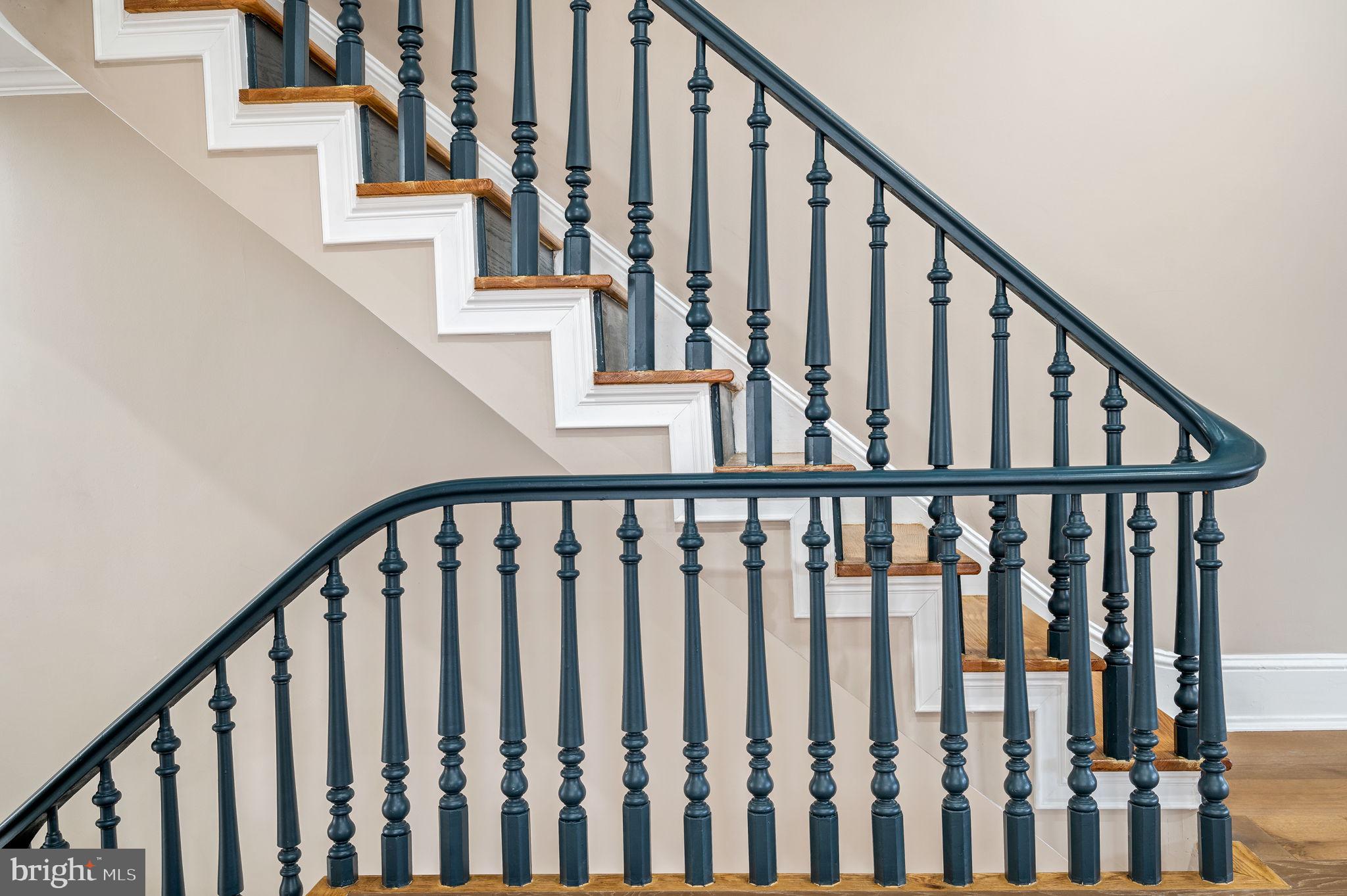 FAIRMOUNT - Residential