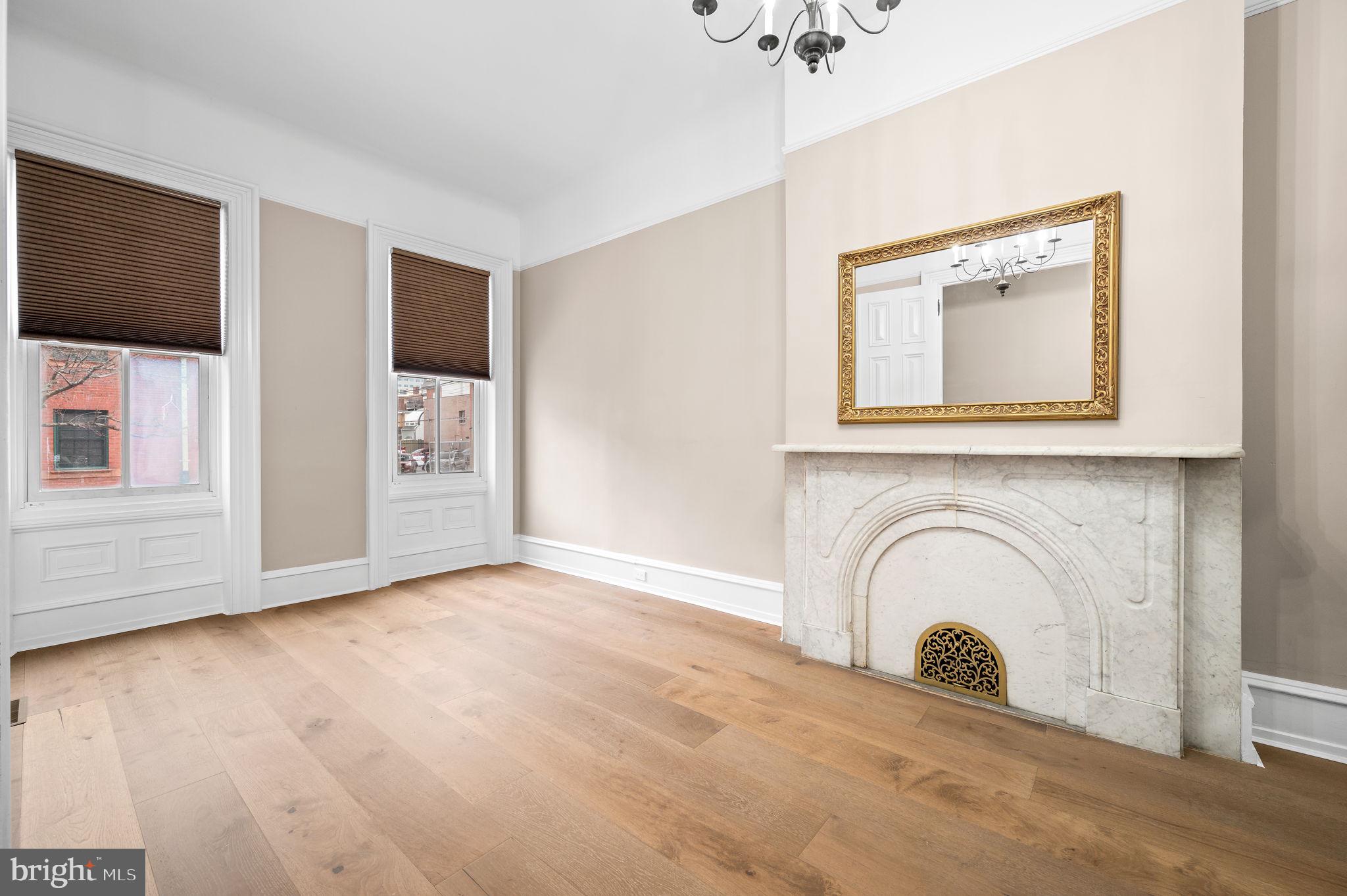 FAIRMOUNT - Residential