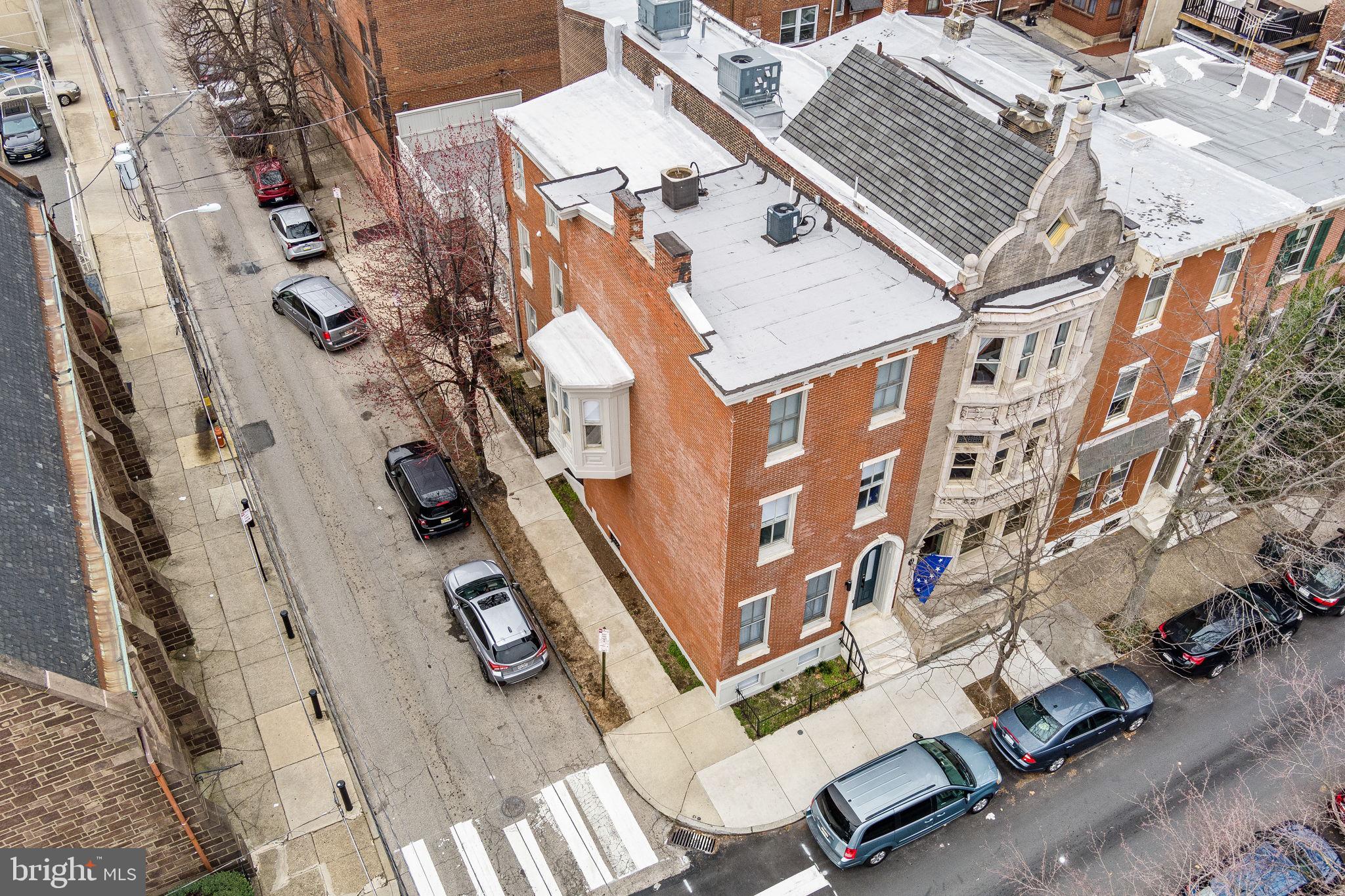 FAIRMOUNT - Residential