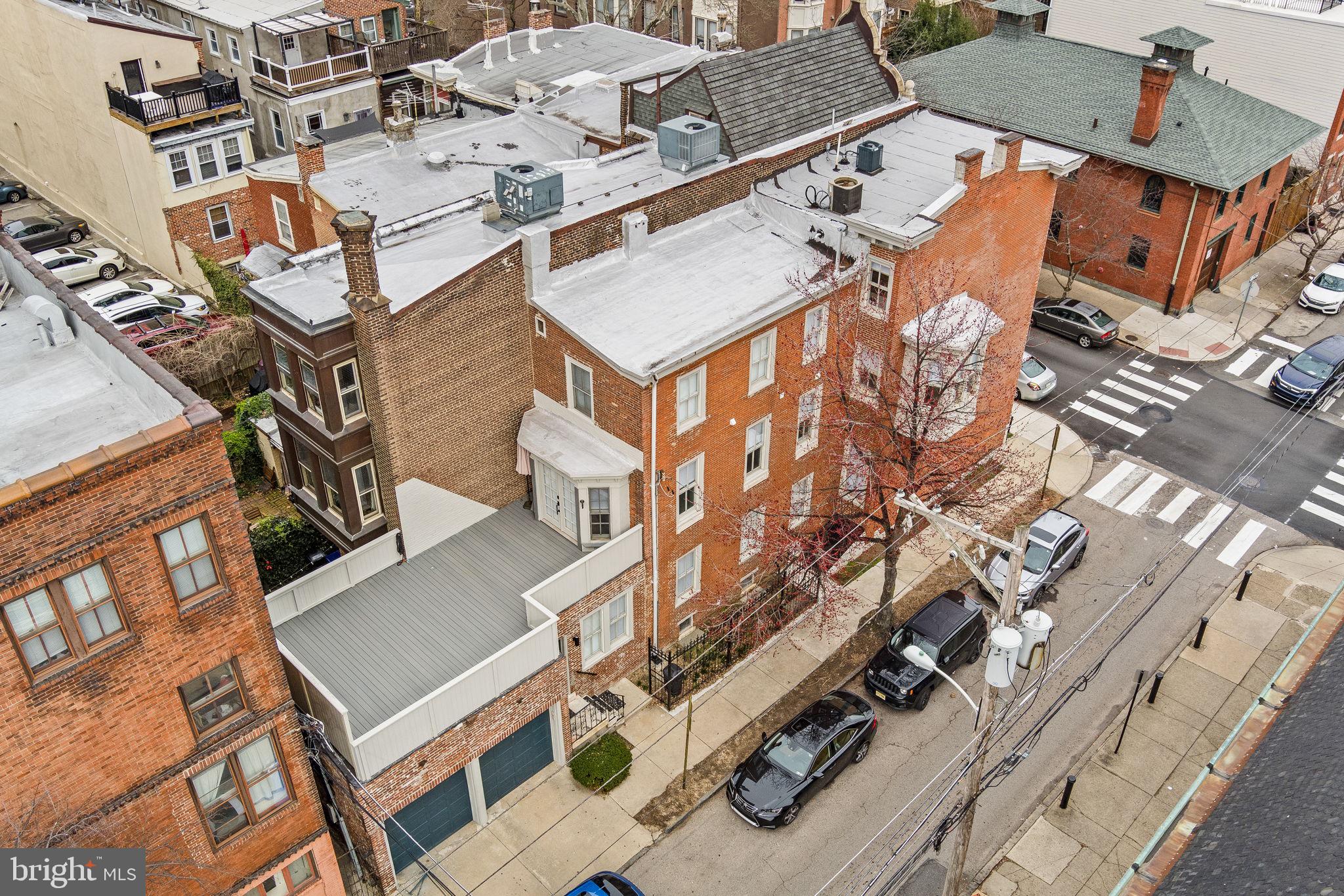 FAIRMOUNT - Residential