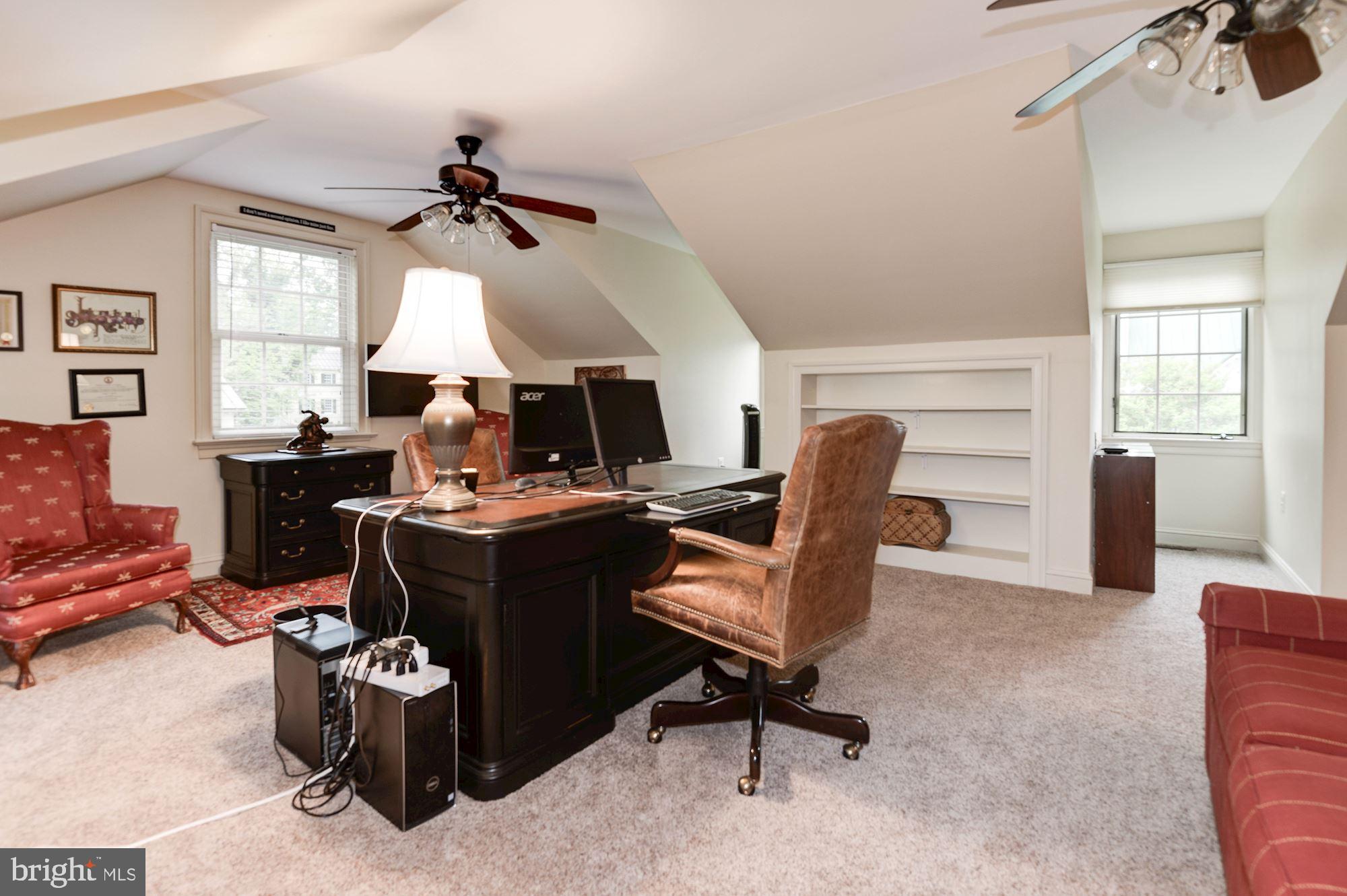 FEDERAL VILLAGE - Residential Lease