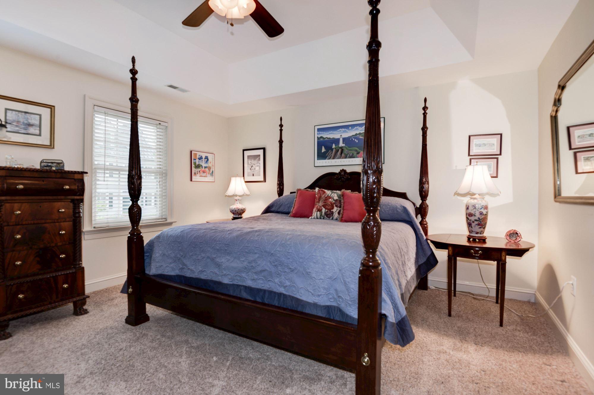 FEDERAL VILLAGE - Residential Lease