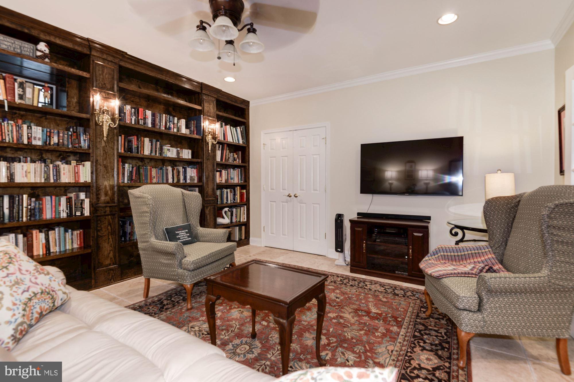 FEDERAL VILLAGE - Residential Lease