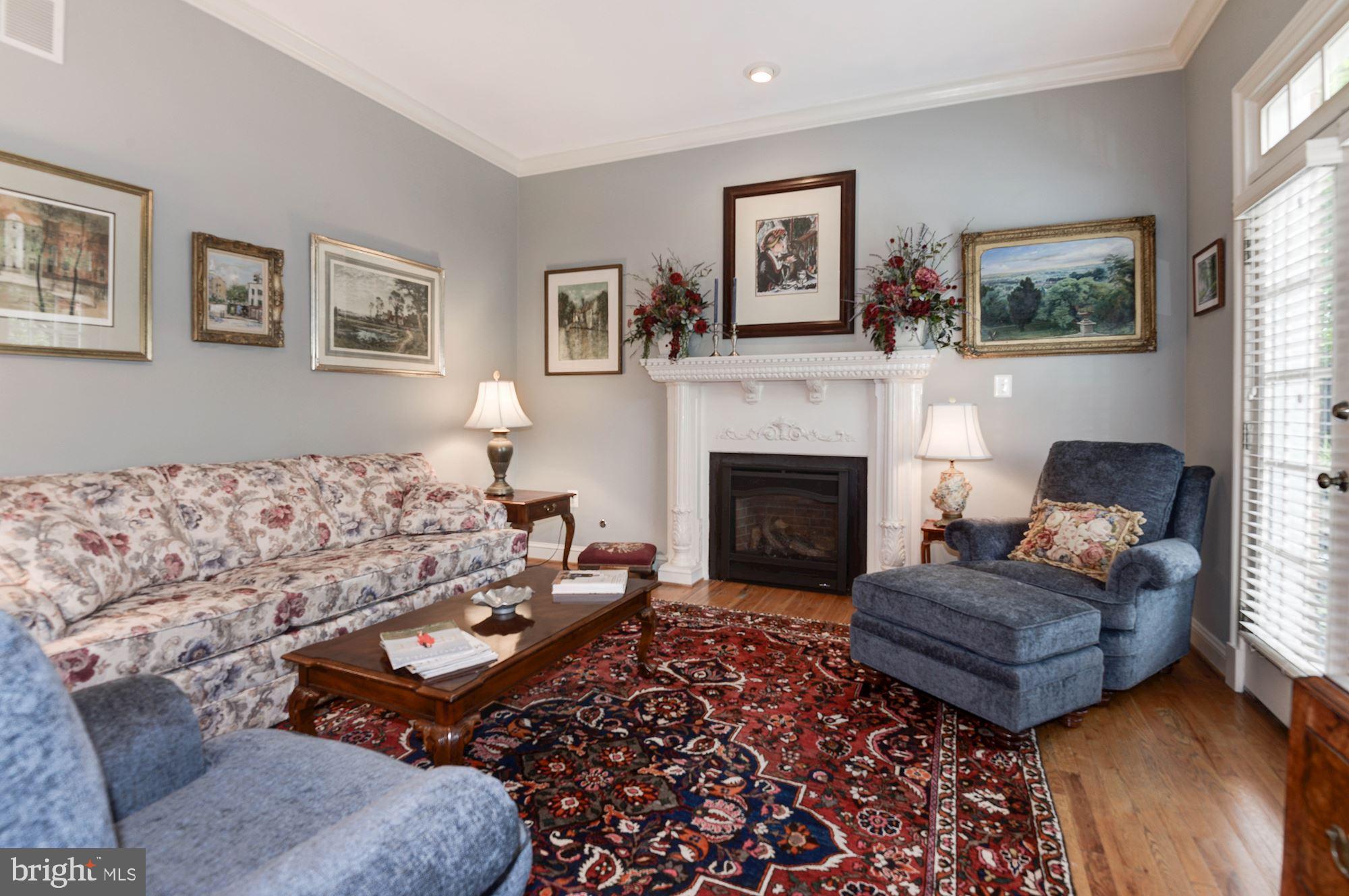 FEDERAL VILLAGE - Residential Lease