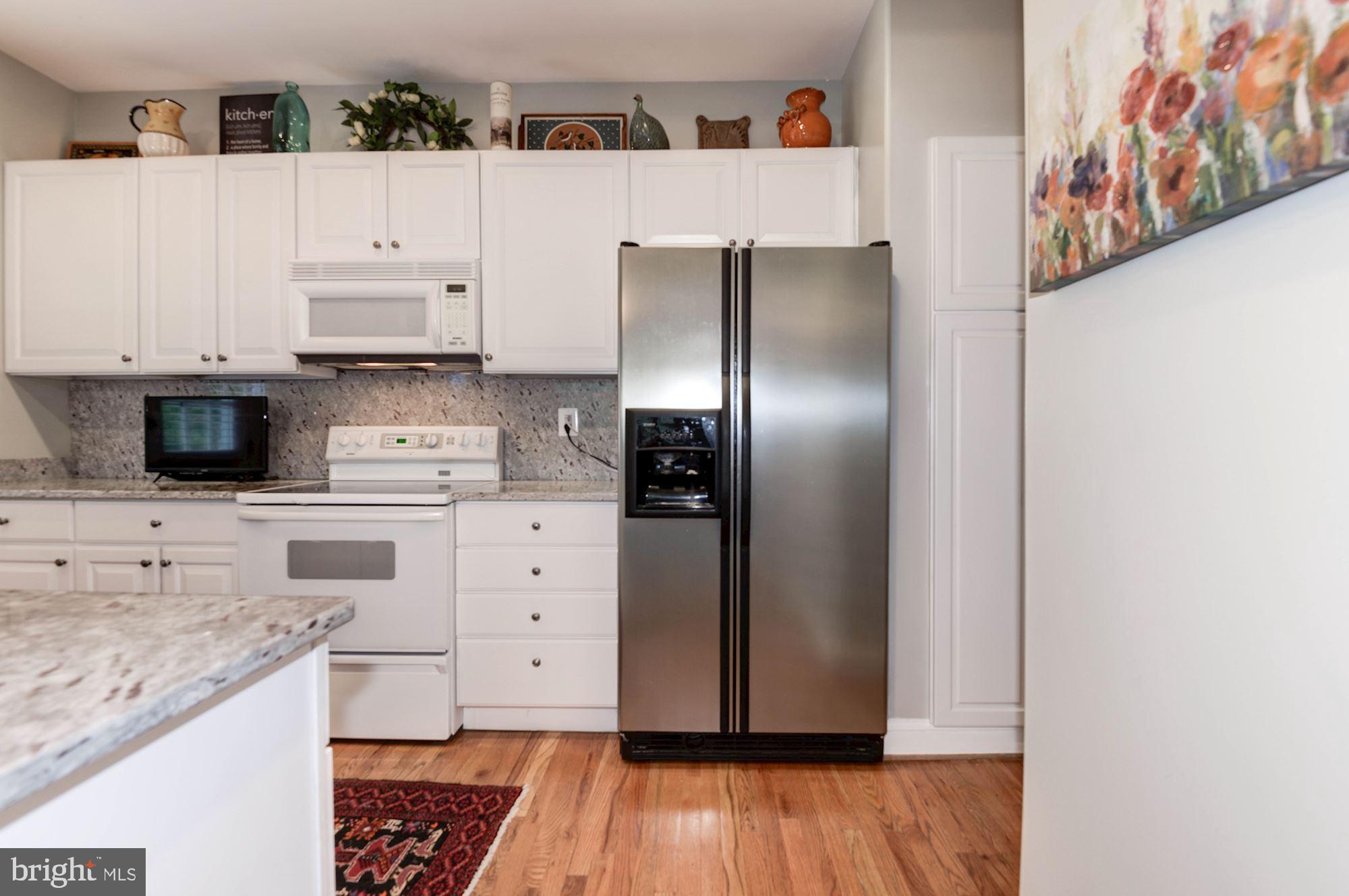 FEDERAL VILLAGE - Residential Lease