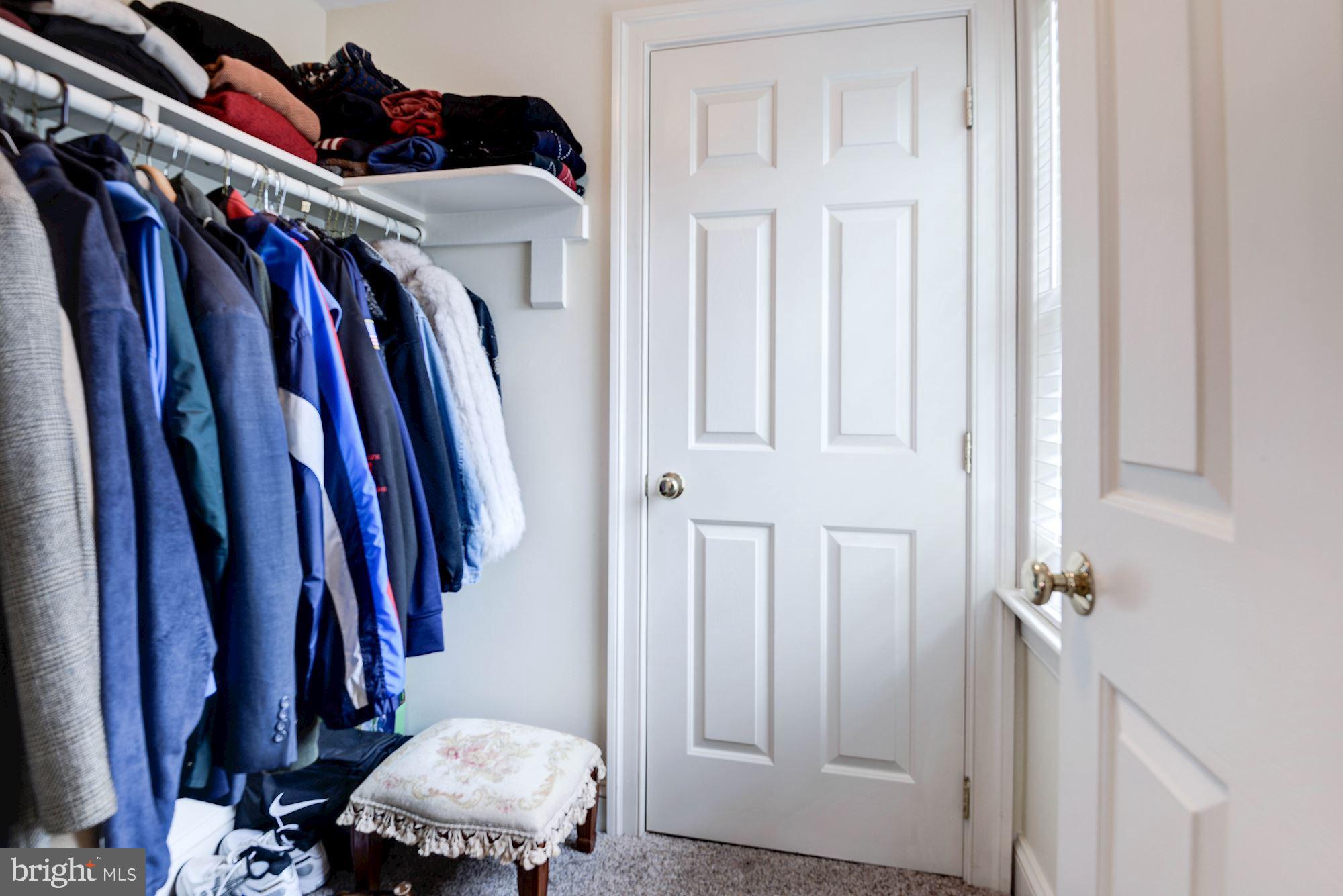 FEDERAL VILLAGE - Residential Lease