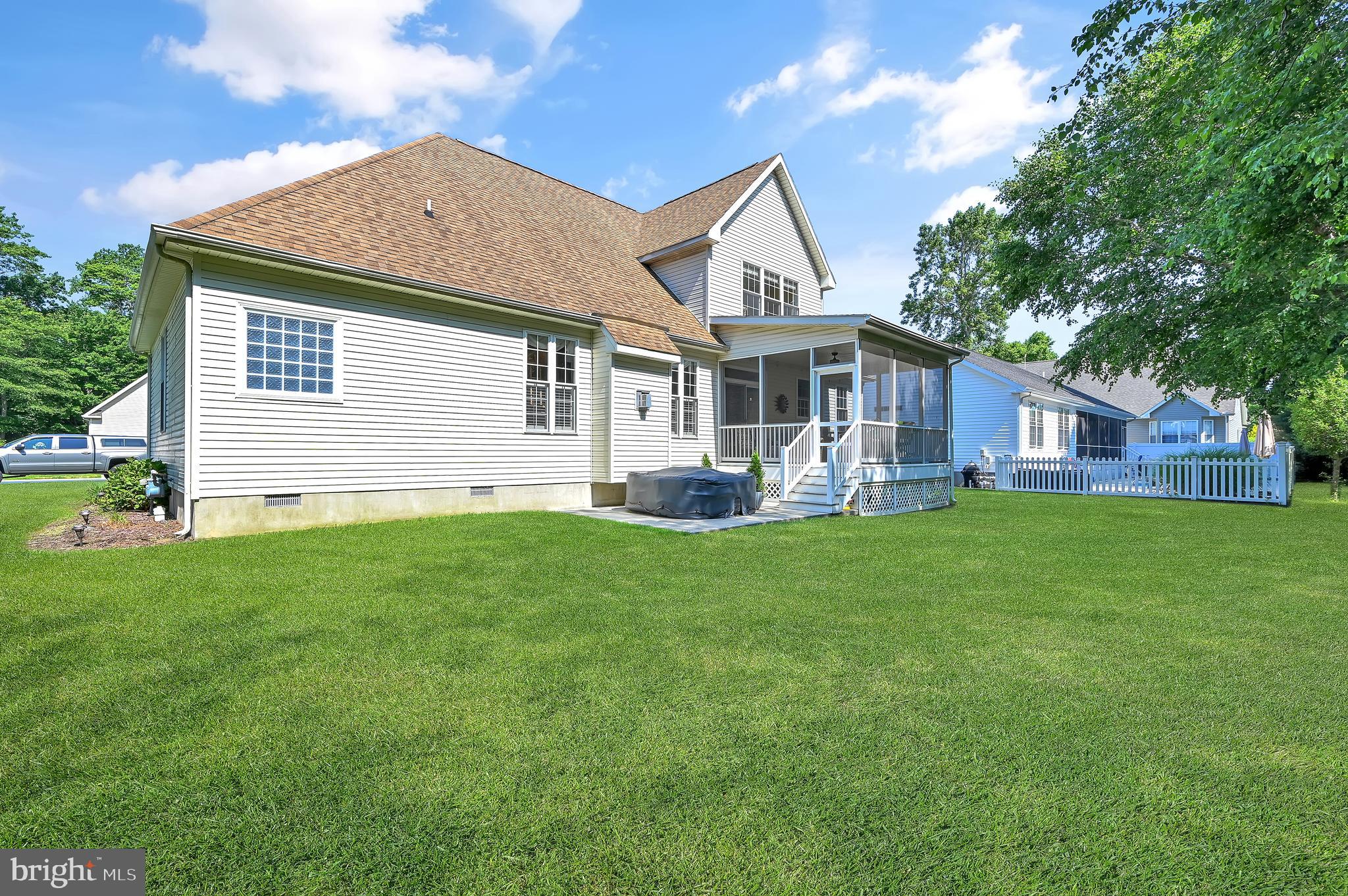 OYSTER HARBOR - Residential