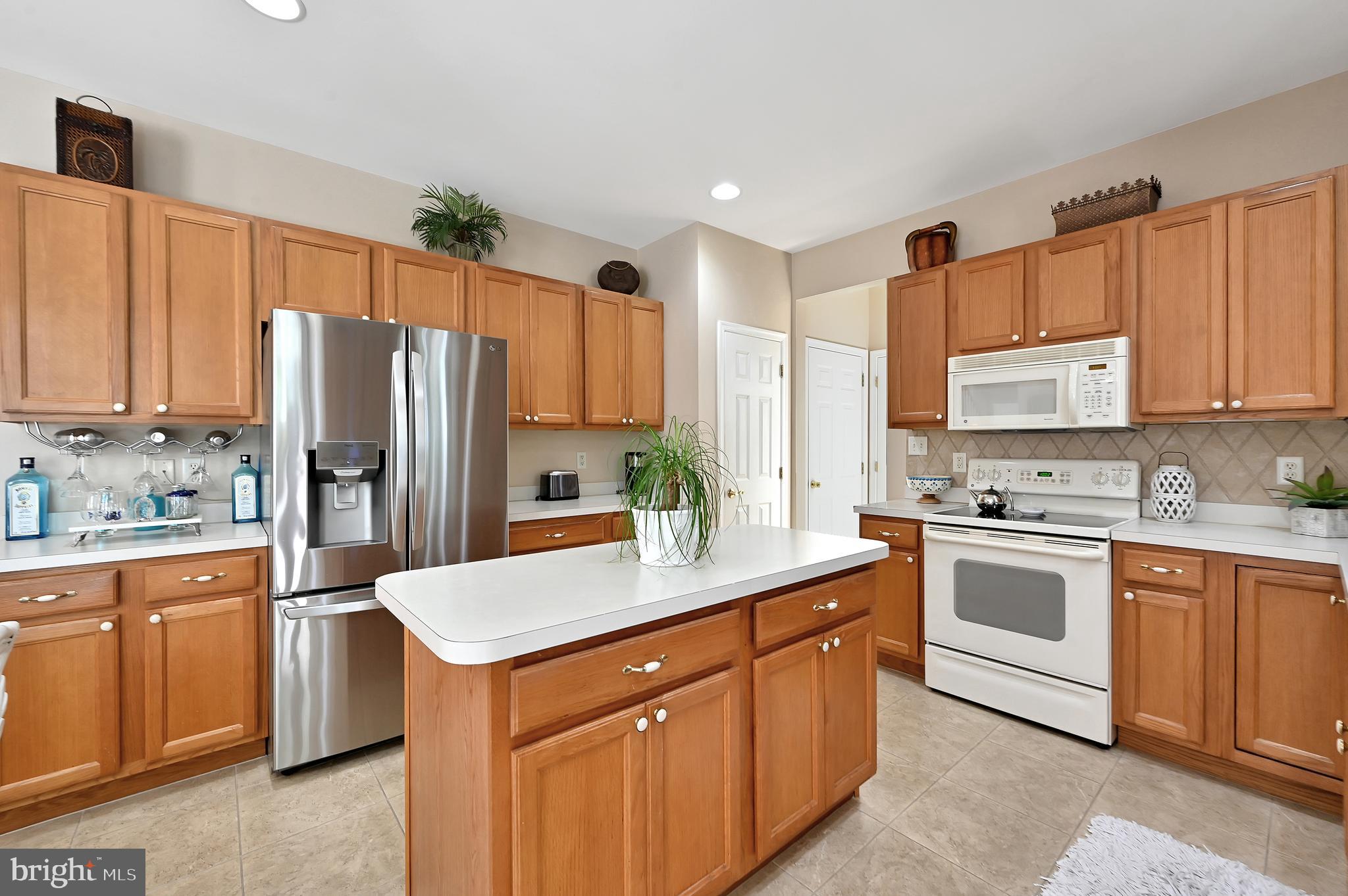 OYSTER HARBOR - Residential