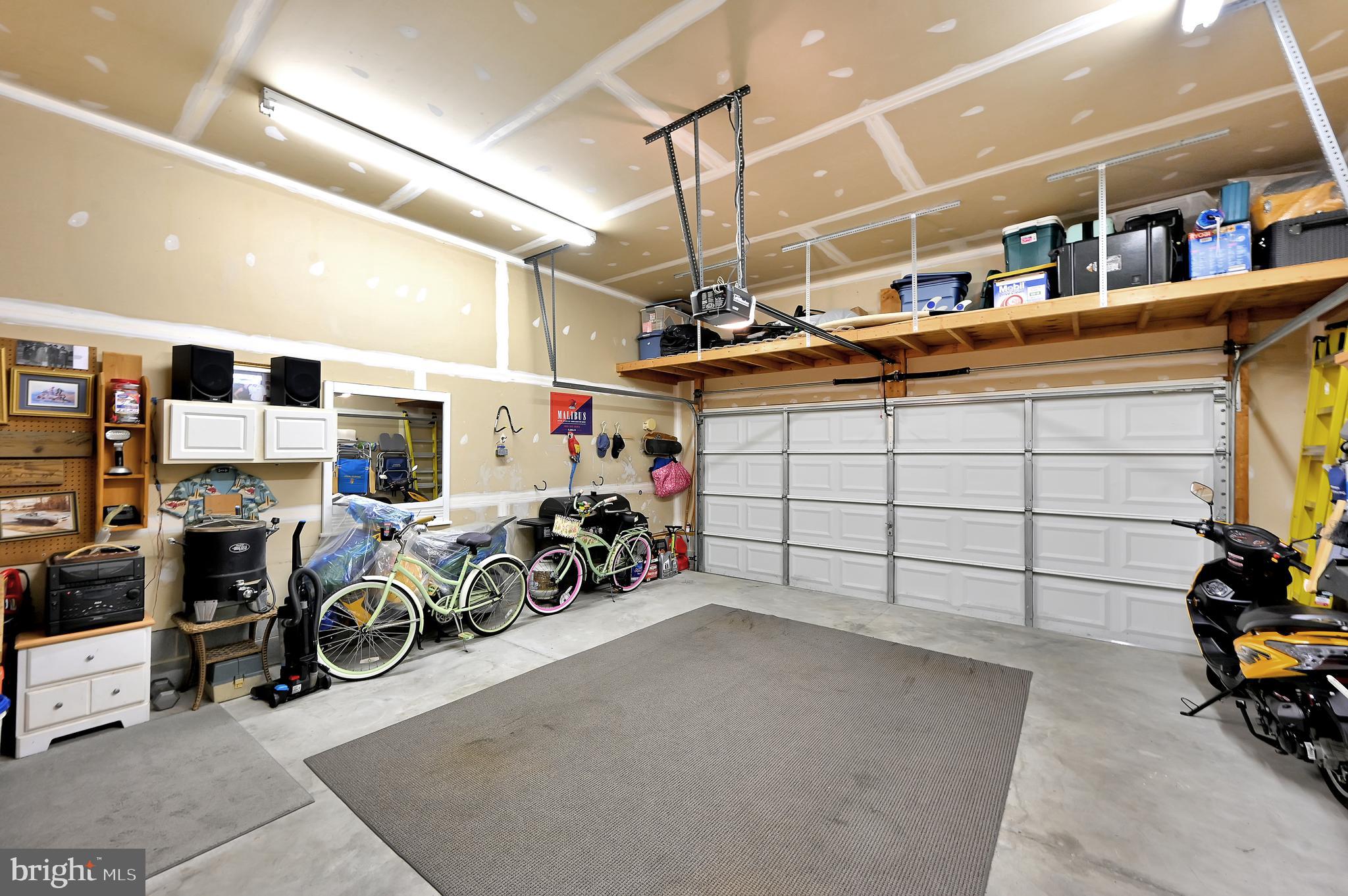 OYSTER HARBOR - Residential