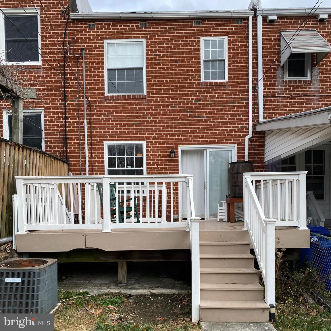 WOODBERRY - Residential Lease