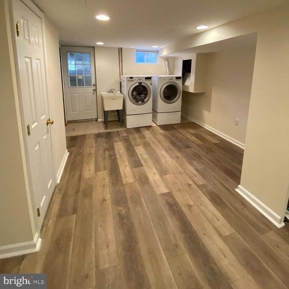 WOODBERRY - Residential Lease