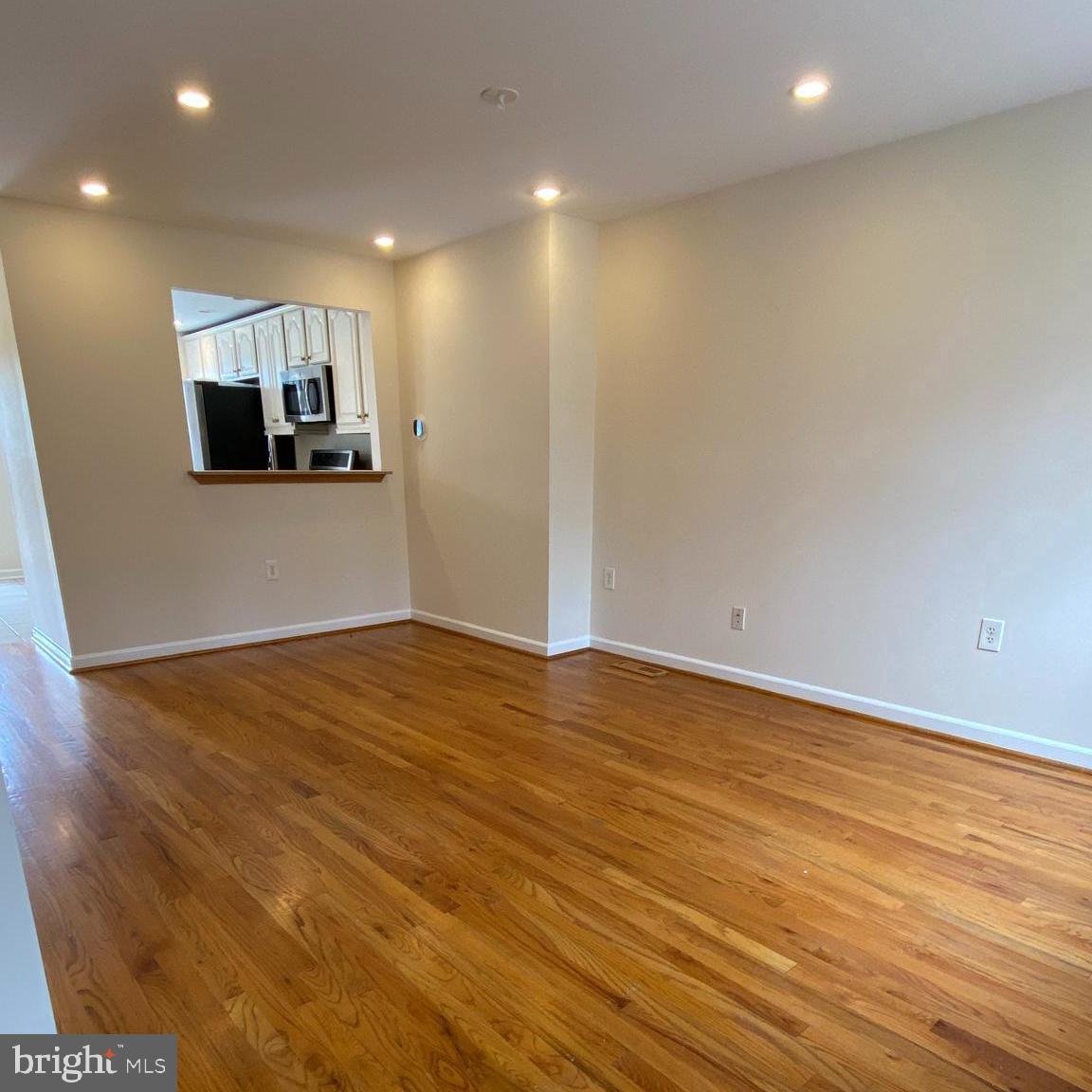 WOODBERRY - Residential Lease