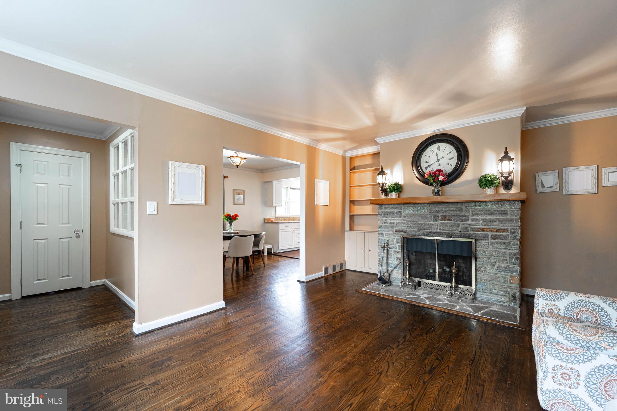 210 CORONET DRIVE