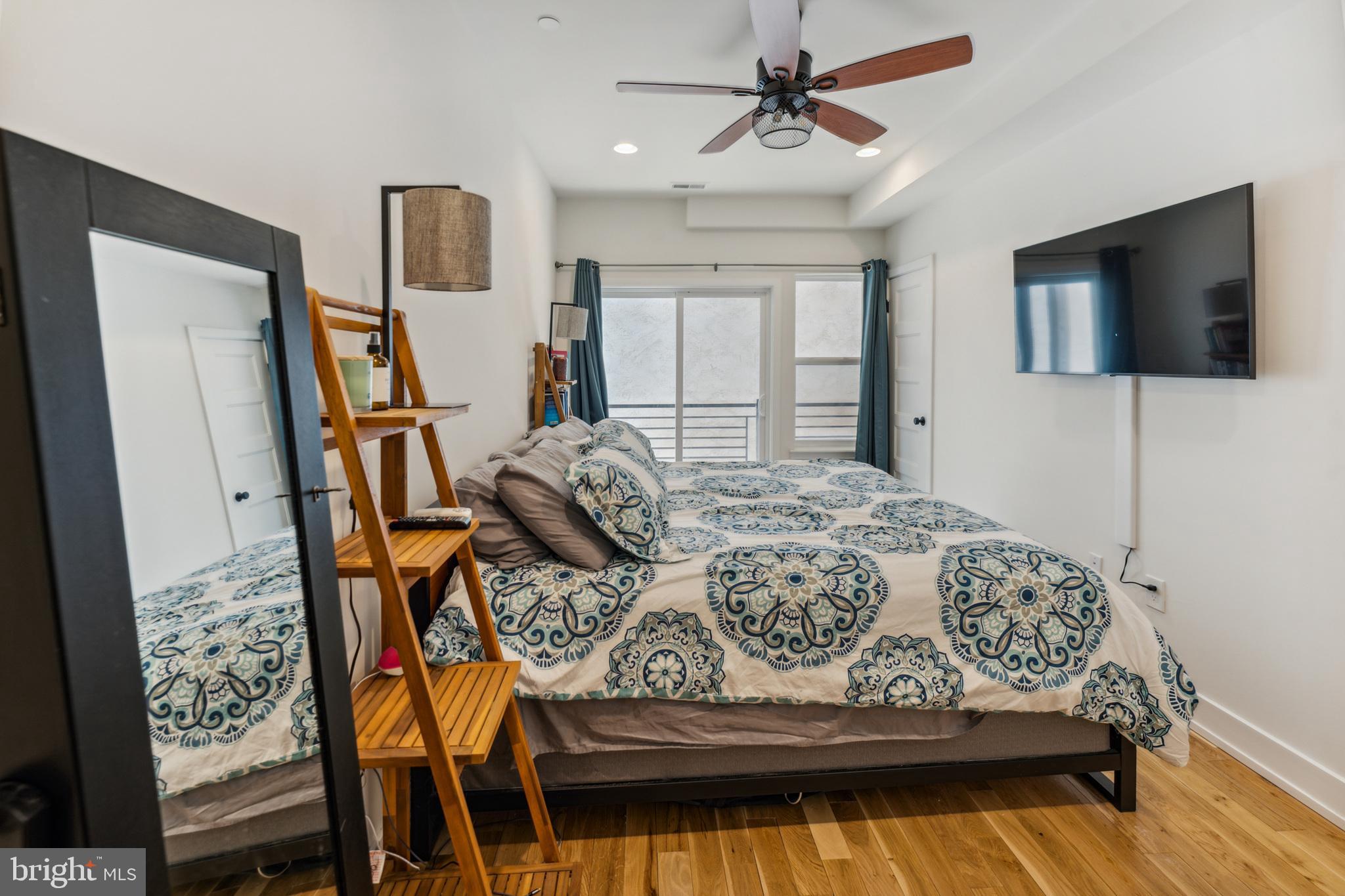 LUDLOW - Residential